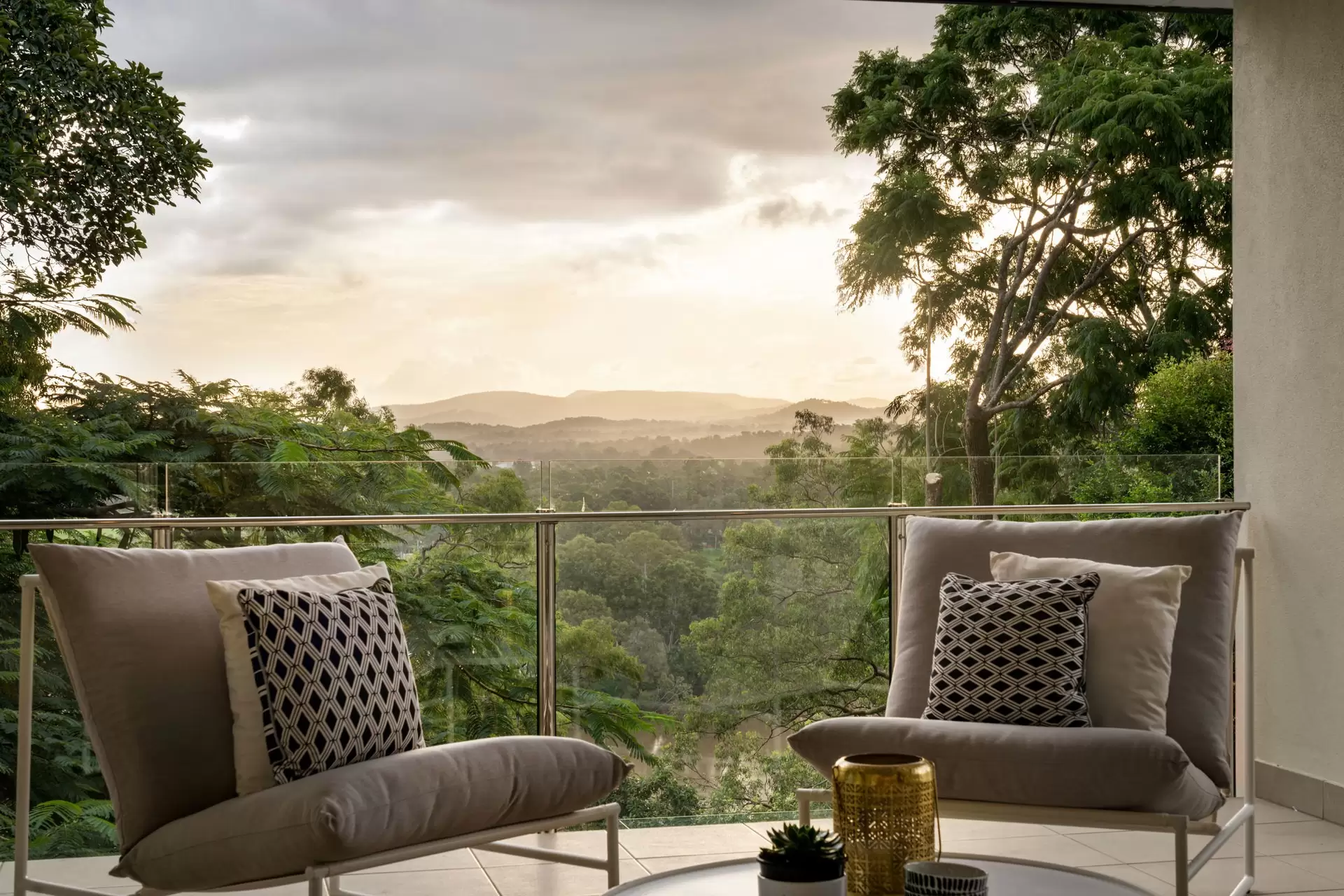 191B Dewar Terrace, Corinda Sold by Queensland Sotheby's International Realty - image 1