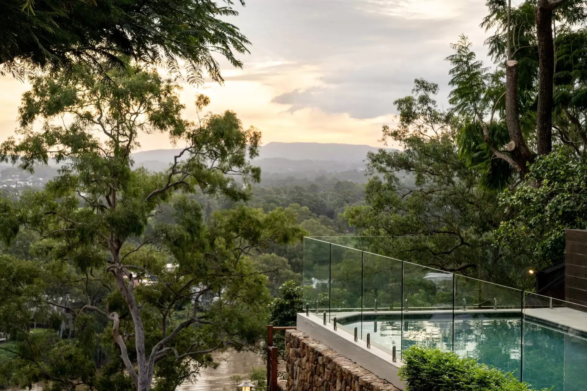 191B Dewar Terrace, Corinda Sold by Queensland Sotheby's International Realty - image 1