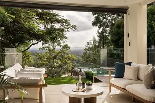 191B Dewar Terrace, Corinda Sold by Queensland Sotheby's International Realty