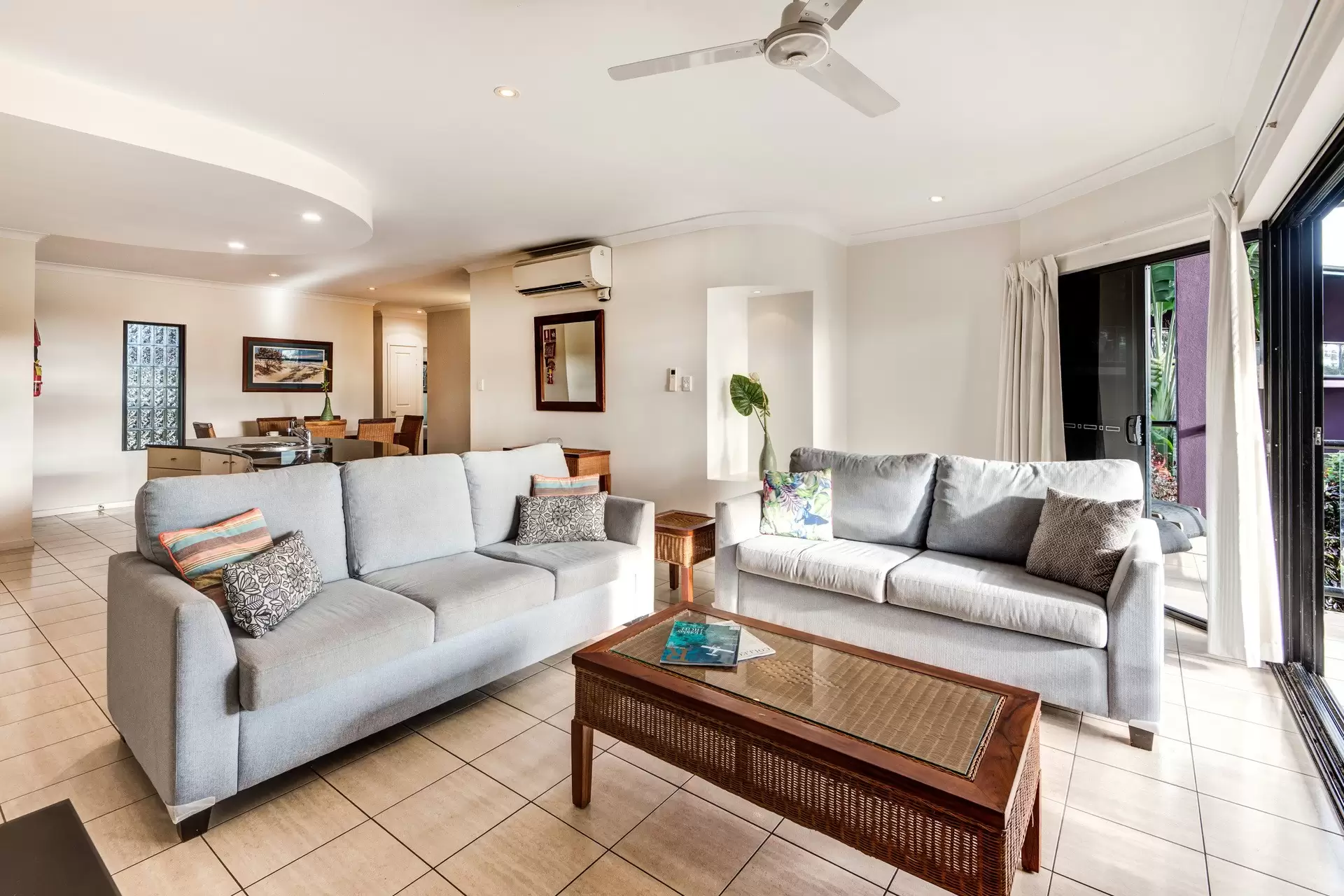 1/6 Banksia Court, Hamilton Island Sold by Queensland Sotheby's International Realty - image 1
