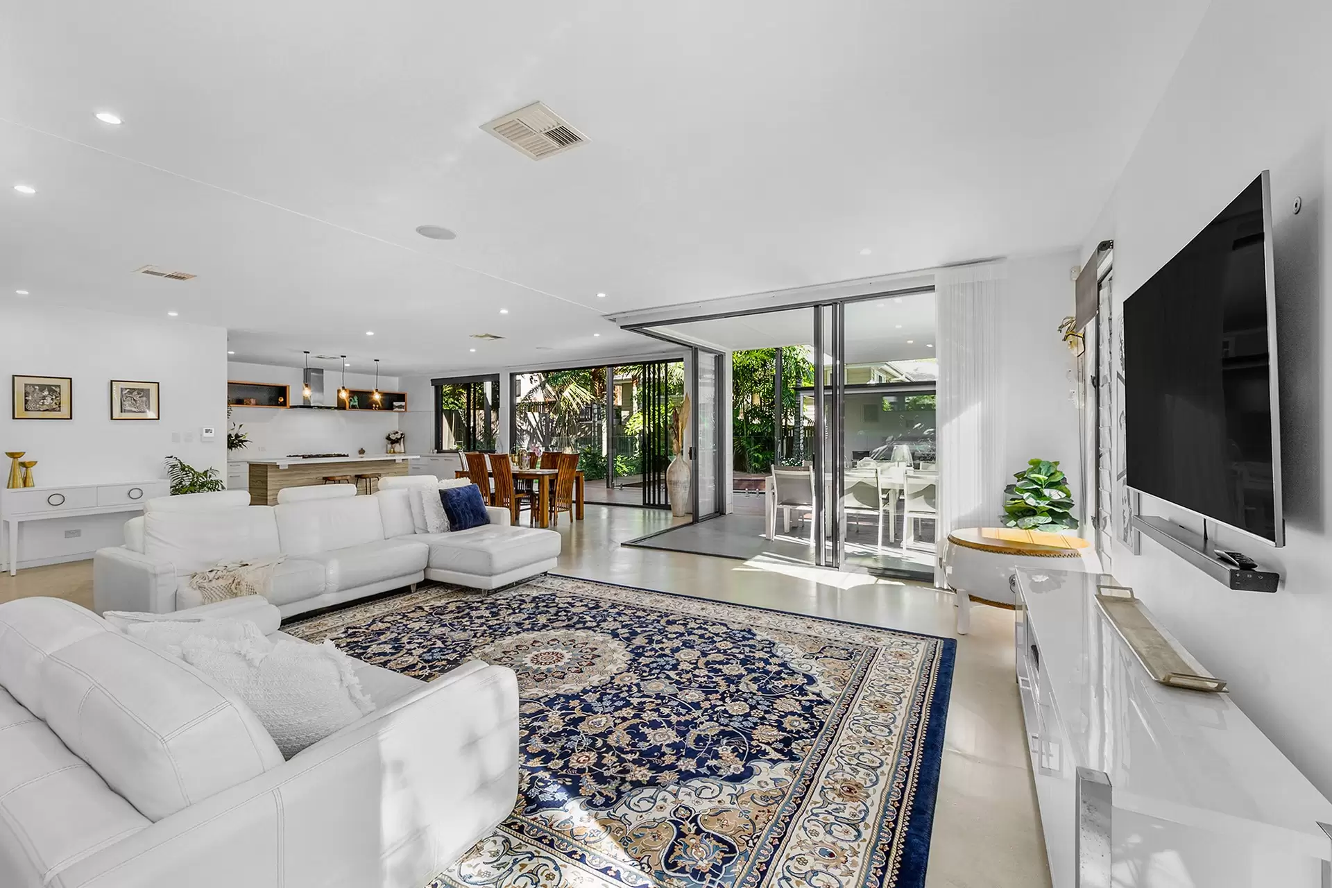 34 Matong Street, Hendra Sold by  - image 1