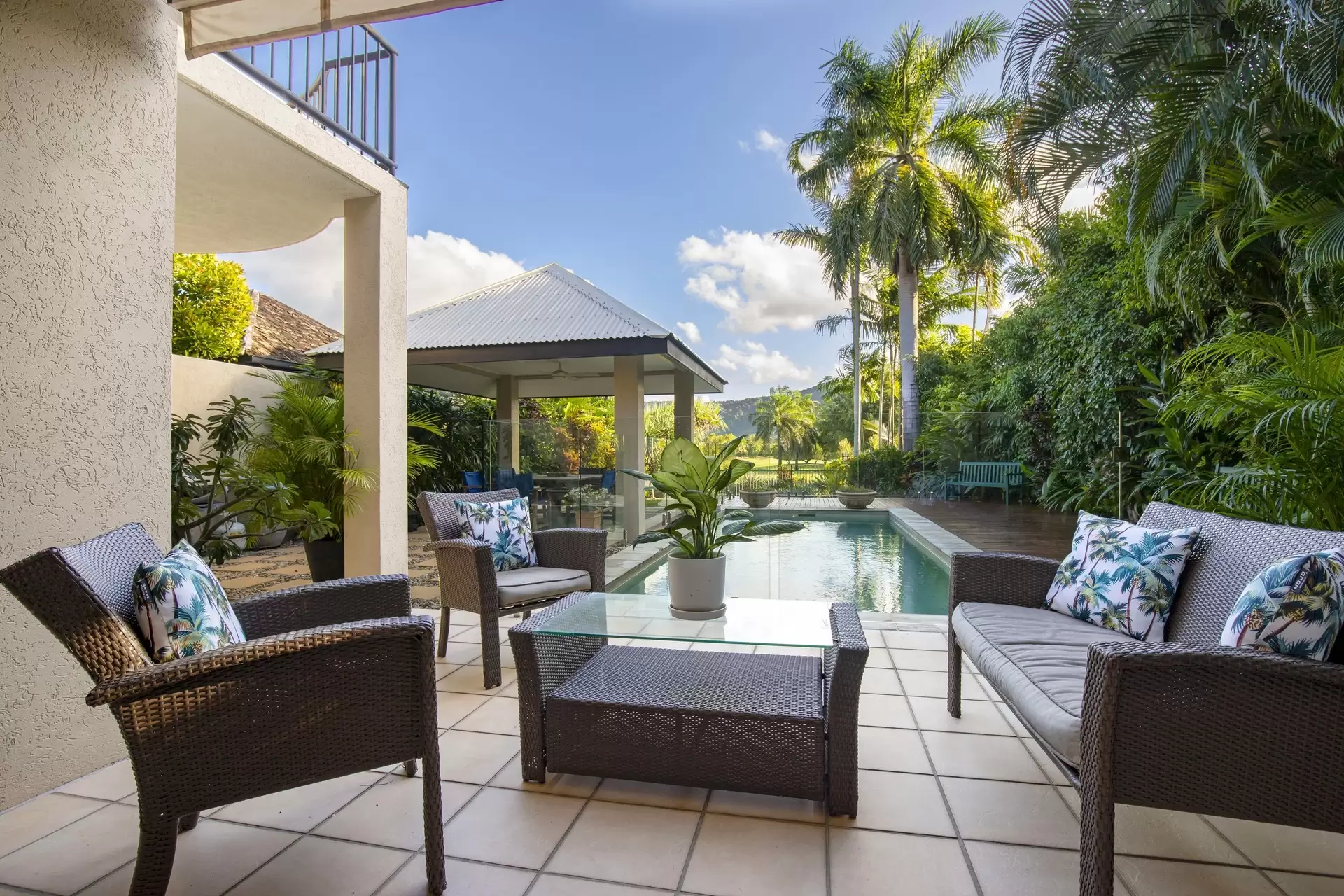 1/11-17 St Crispins Avenue, Port Douglas Sold by  - image 1