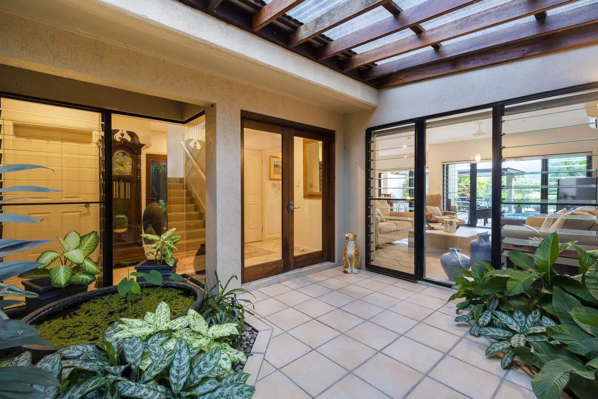 1/11-17 St Crispins Avenue, Port Douglas Sold by Queensland Sotheby's International Realty - image 1