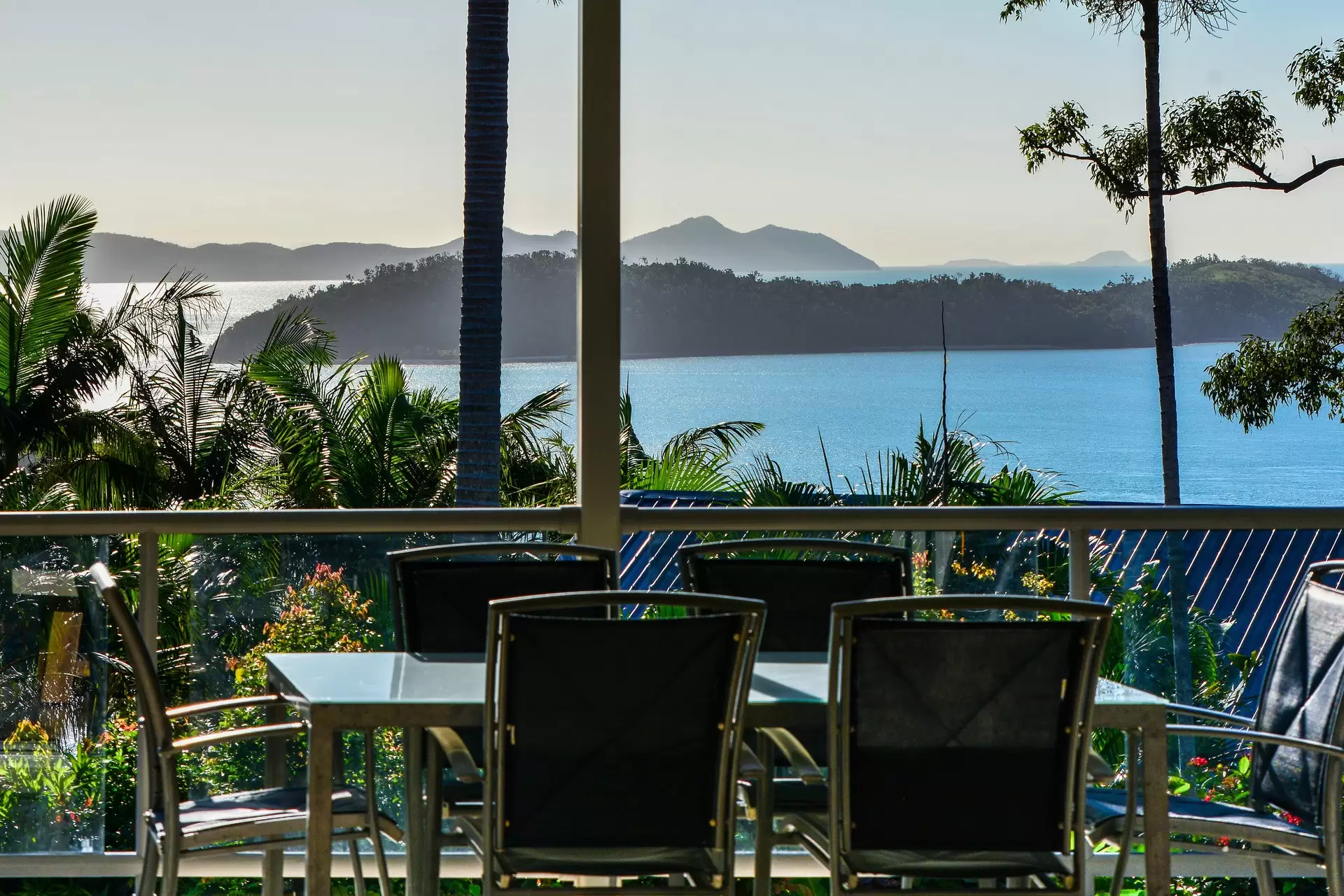8/2 Banksia Court, Hamilton Island Sold by Queensland Sotheby's International Realty - image 1