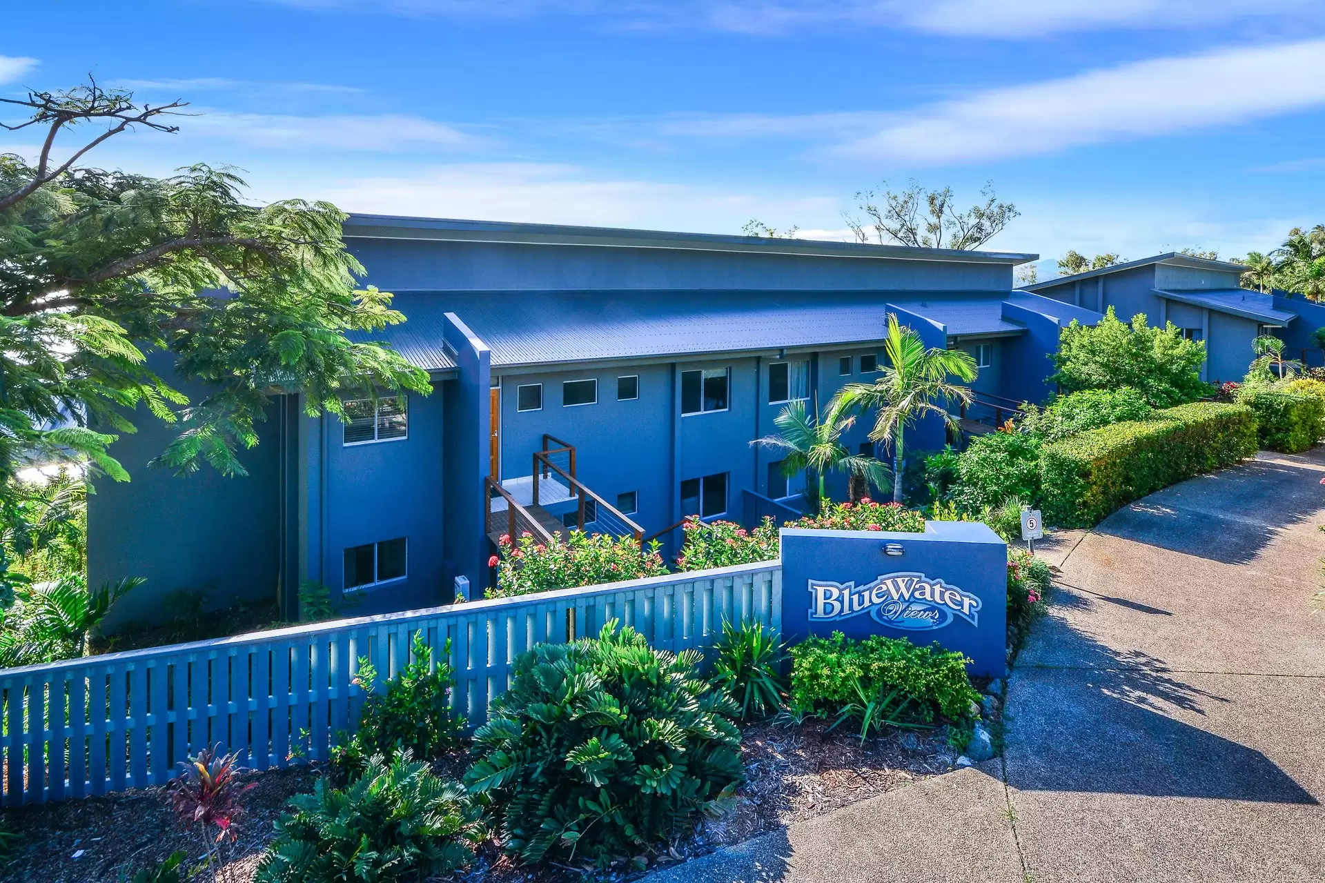 8/2 Banksia Court, Hamilton Island Sold by Queensland Sotheby's International Realty - image 1