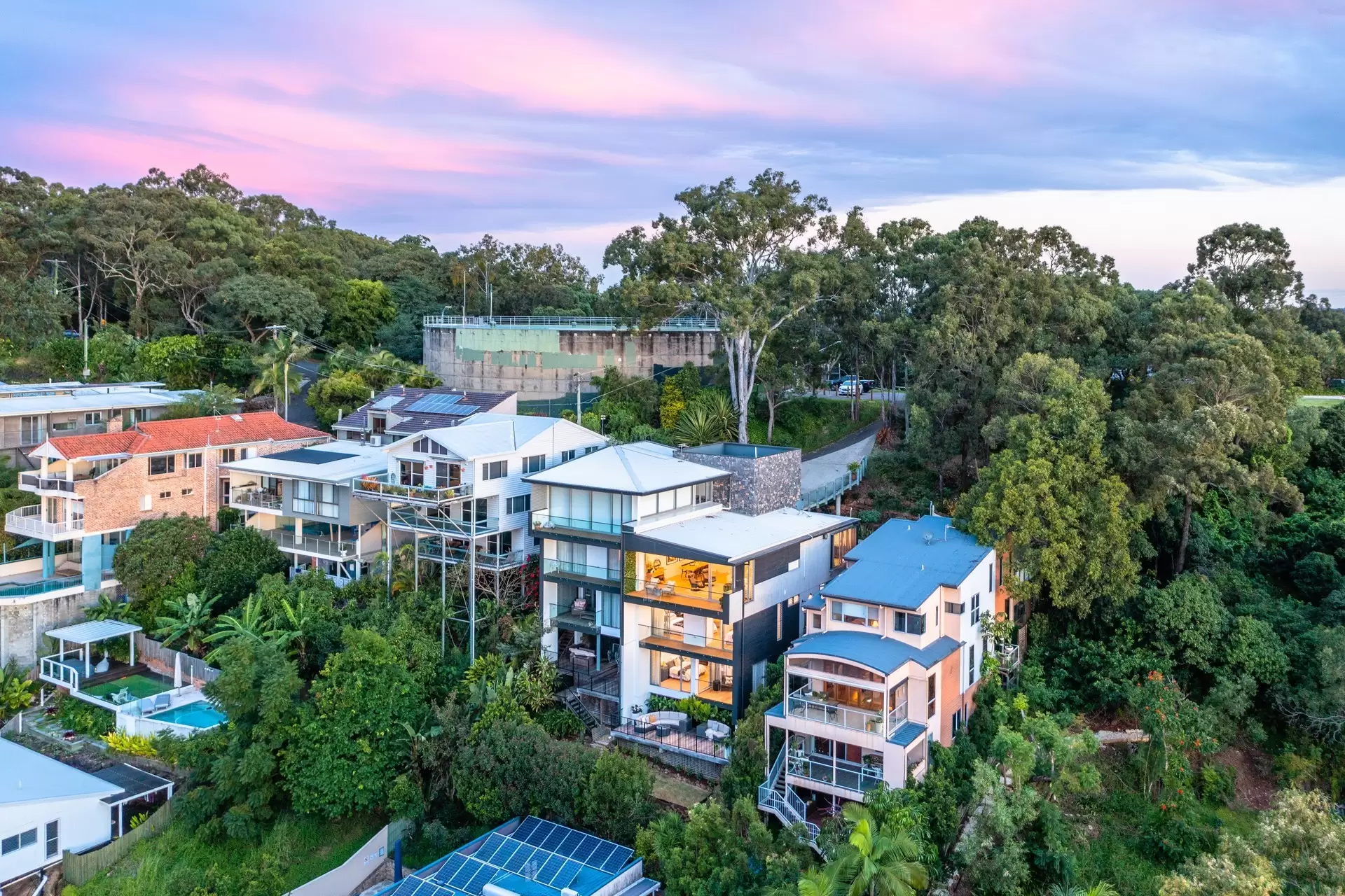 129 George Street, Burleigh Heads Sold by Queensland Sotheby's International Realty - image 1