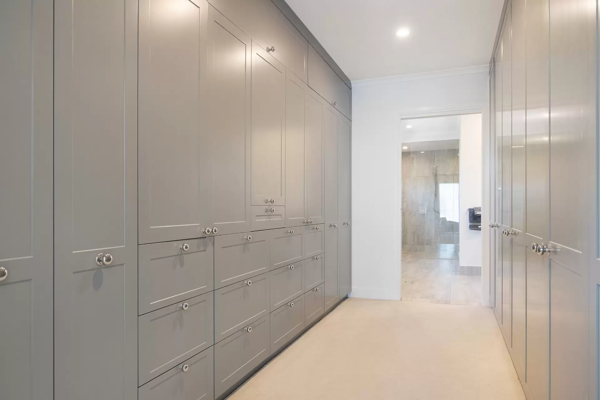 2/53 Cronin Avenue, Main Beach Sold by Queensland Sotheby's International Realty - image 1