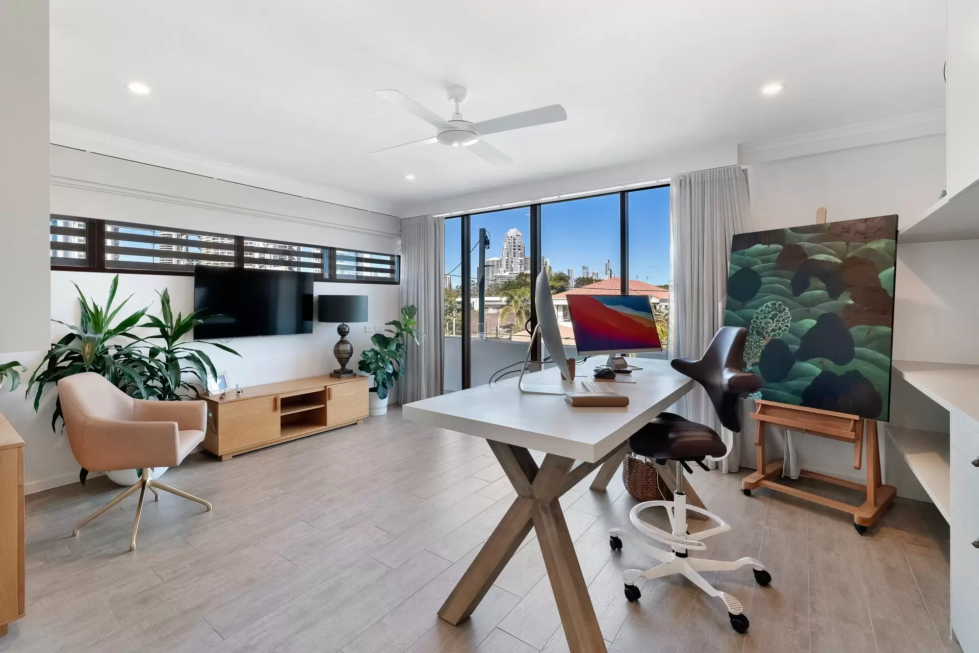 2/53 Cronin Avenue, Main Beach Sold by Queensland Sotheby's International Realty - image 1