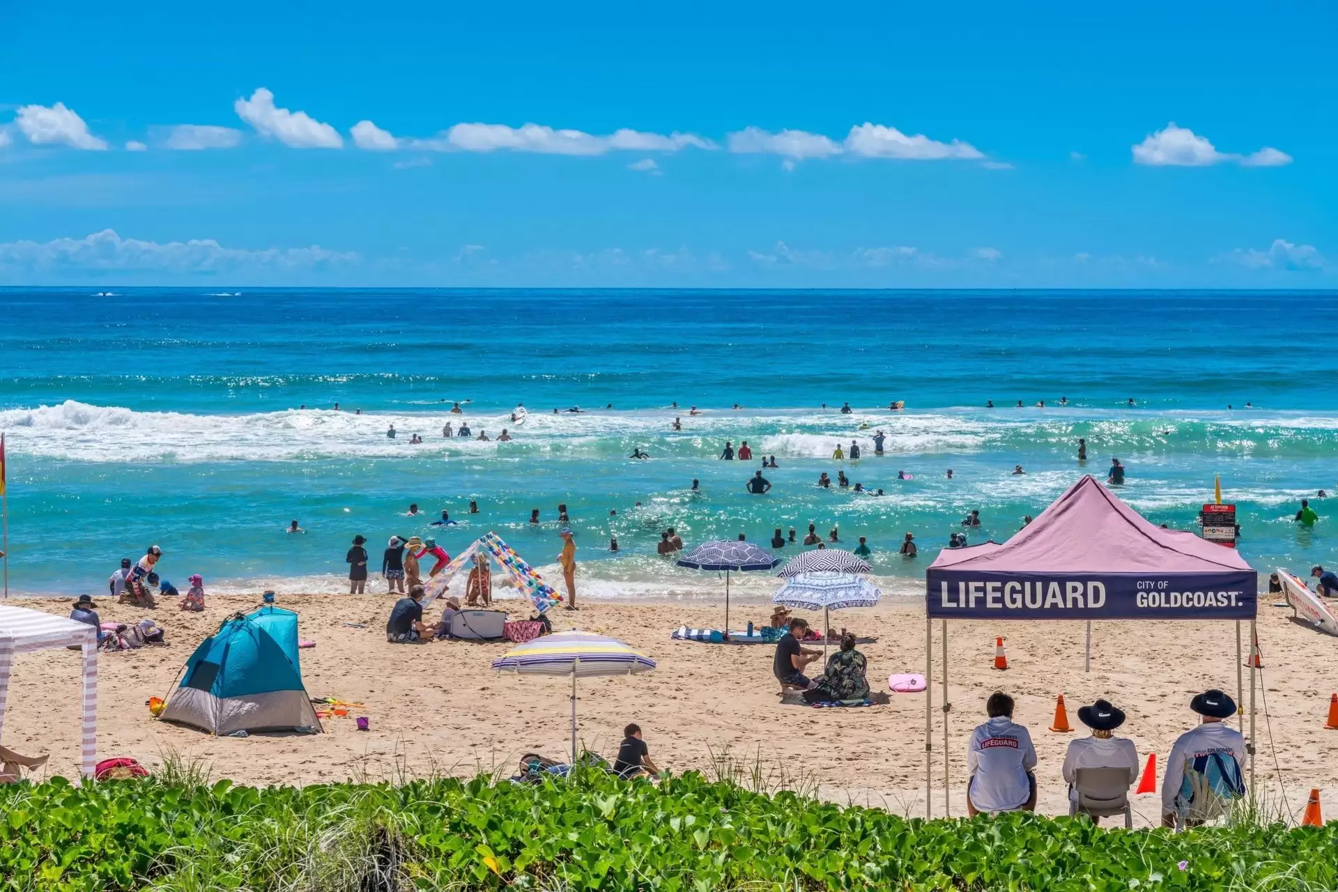 2/53 Cronin Avenue, Main Beach Sold by Queensland Sotheby's International Realty - image 1