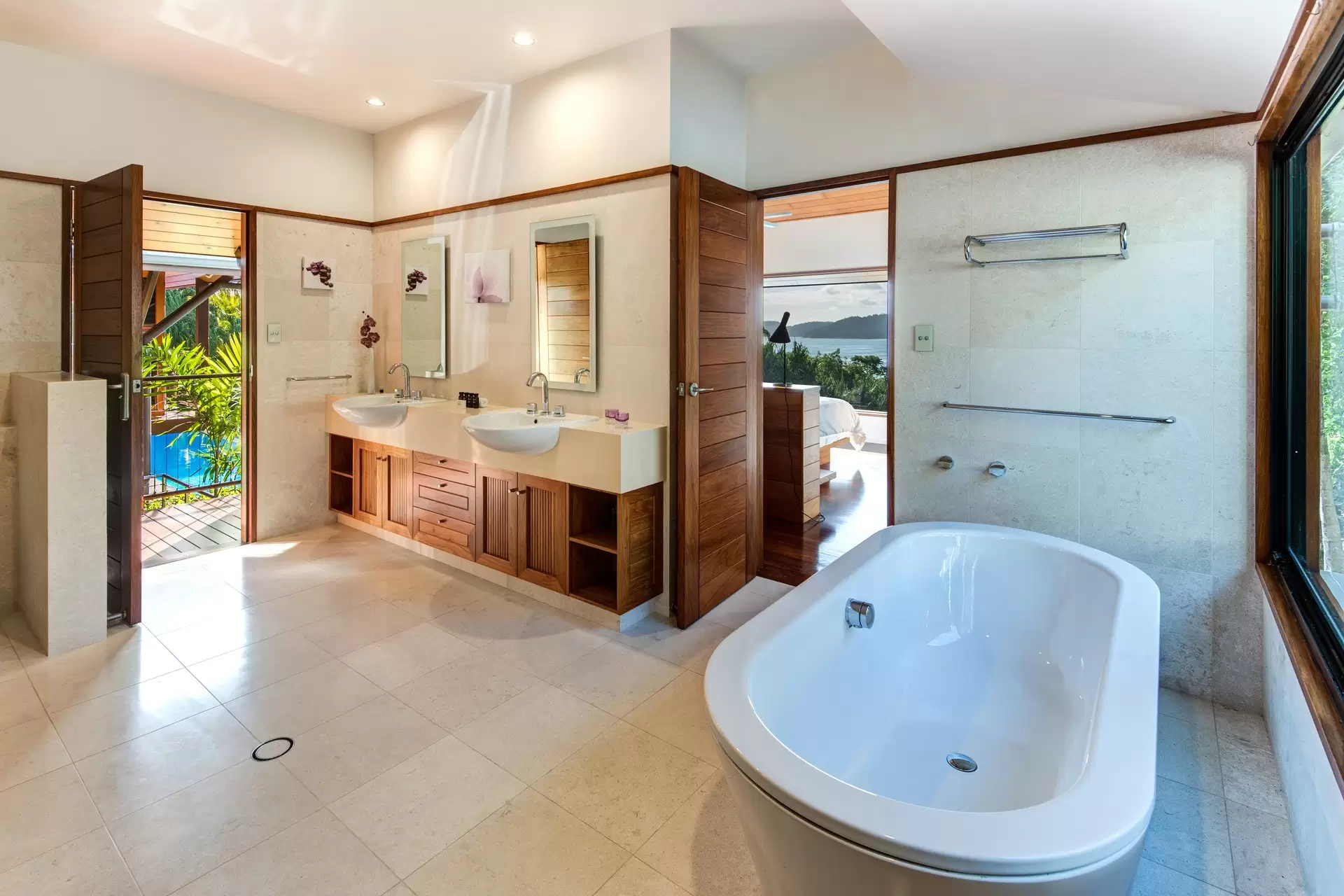 11 Coral Sea Avenue, Hamilton Island Sold by Queensland Sotheby's International Realty - image 1