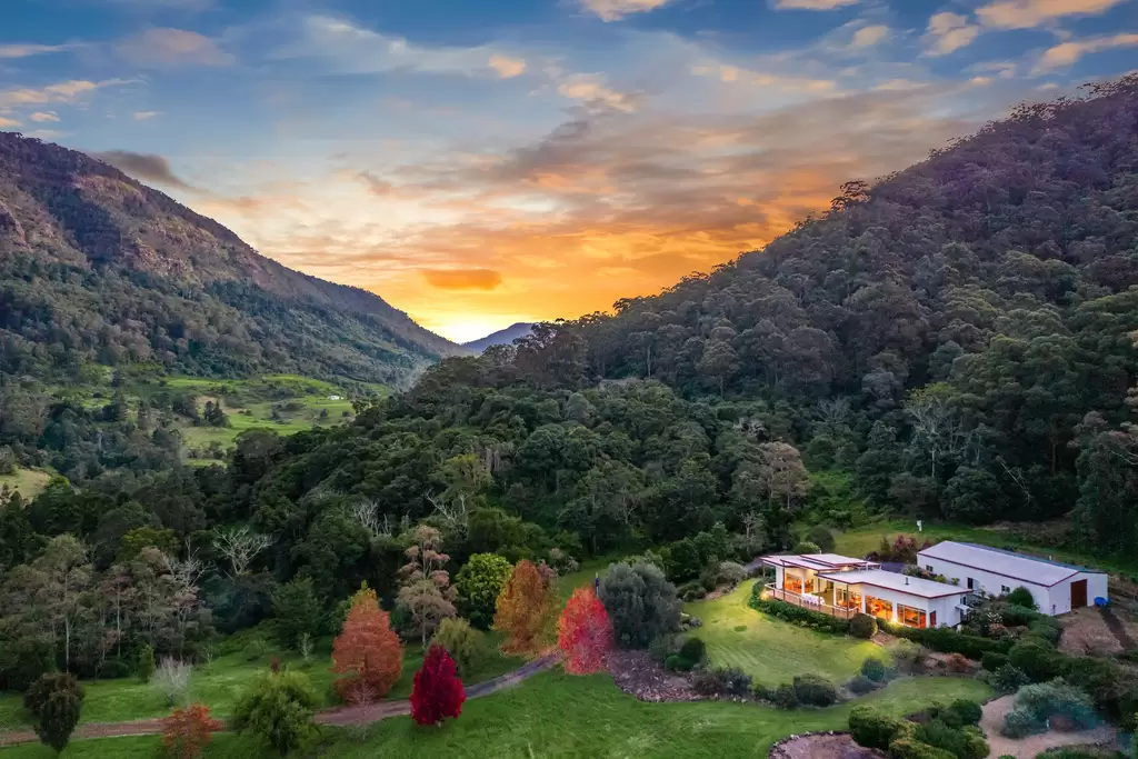 3275 Christmas Creek Road, Lamington Sold by 