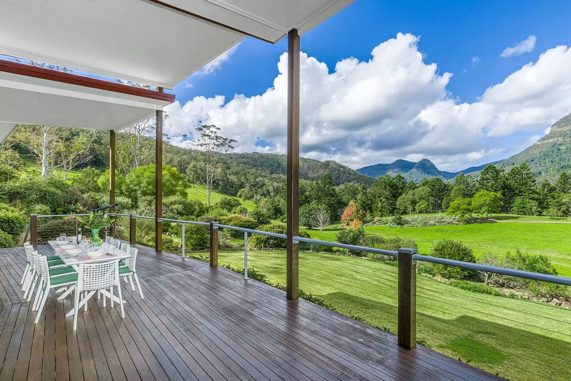3275 Christmas Creek Road, Lamington Sold by  - image 1