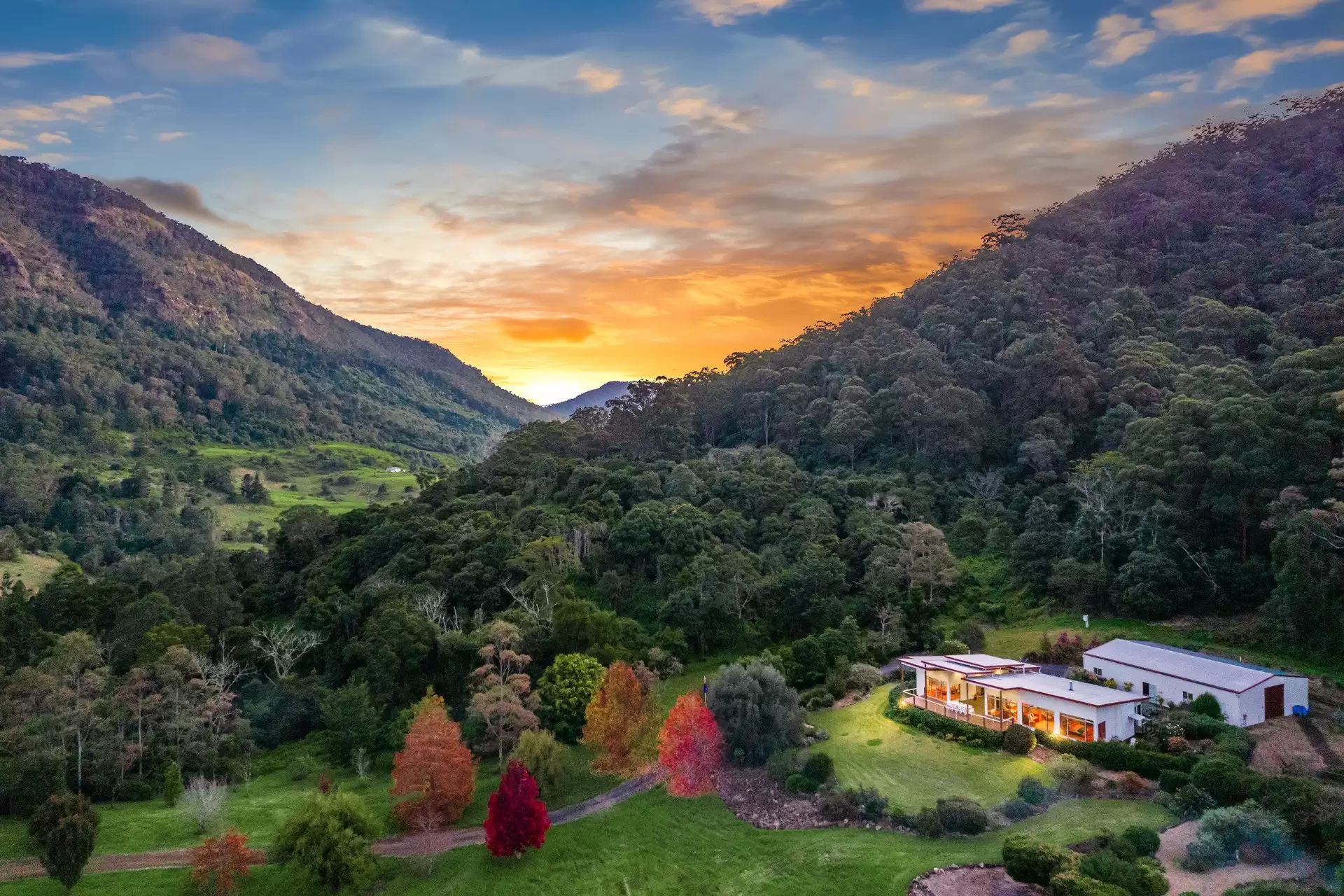 3275 Christmas Creek Road, Lamington Sold by  - image 1