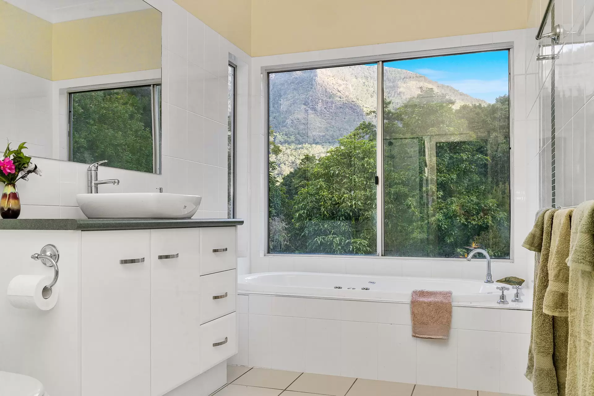 3275 Christmas Creek Road, Lamington Sold by  - image 1