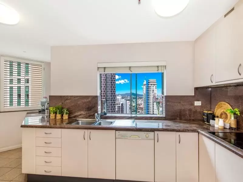 150/35 Howard Street, Brisbane City Sold by Queensland Sotheby's International Realty - image 1