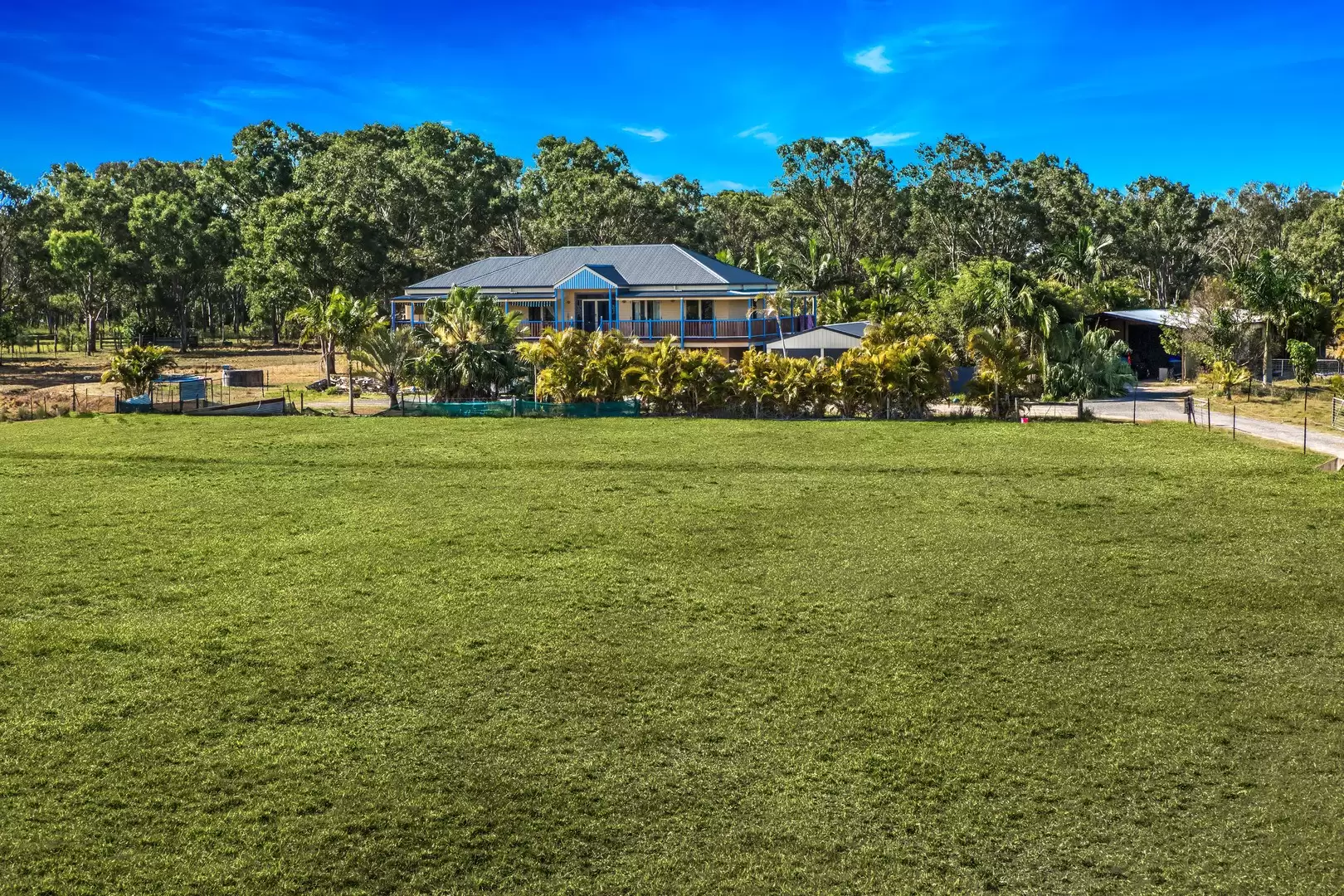 786-806 Beachmere Road, Beachmere Sold by  - image 1
