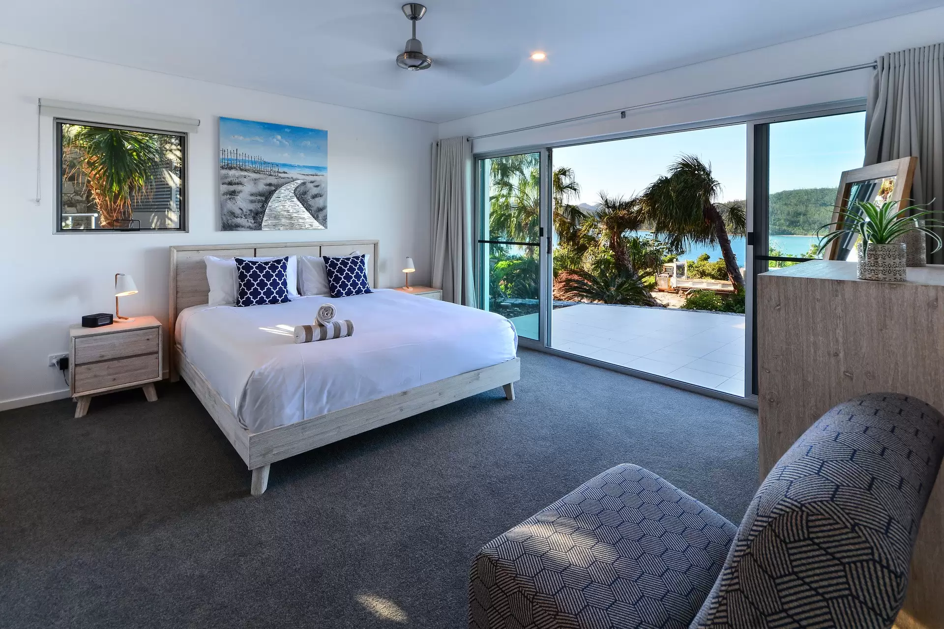 4/18 Whitsunday Boulevard, Hamilton Island Sold by Queensland Sotheby's International Realty - image 1
