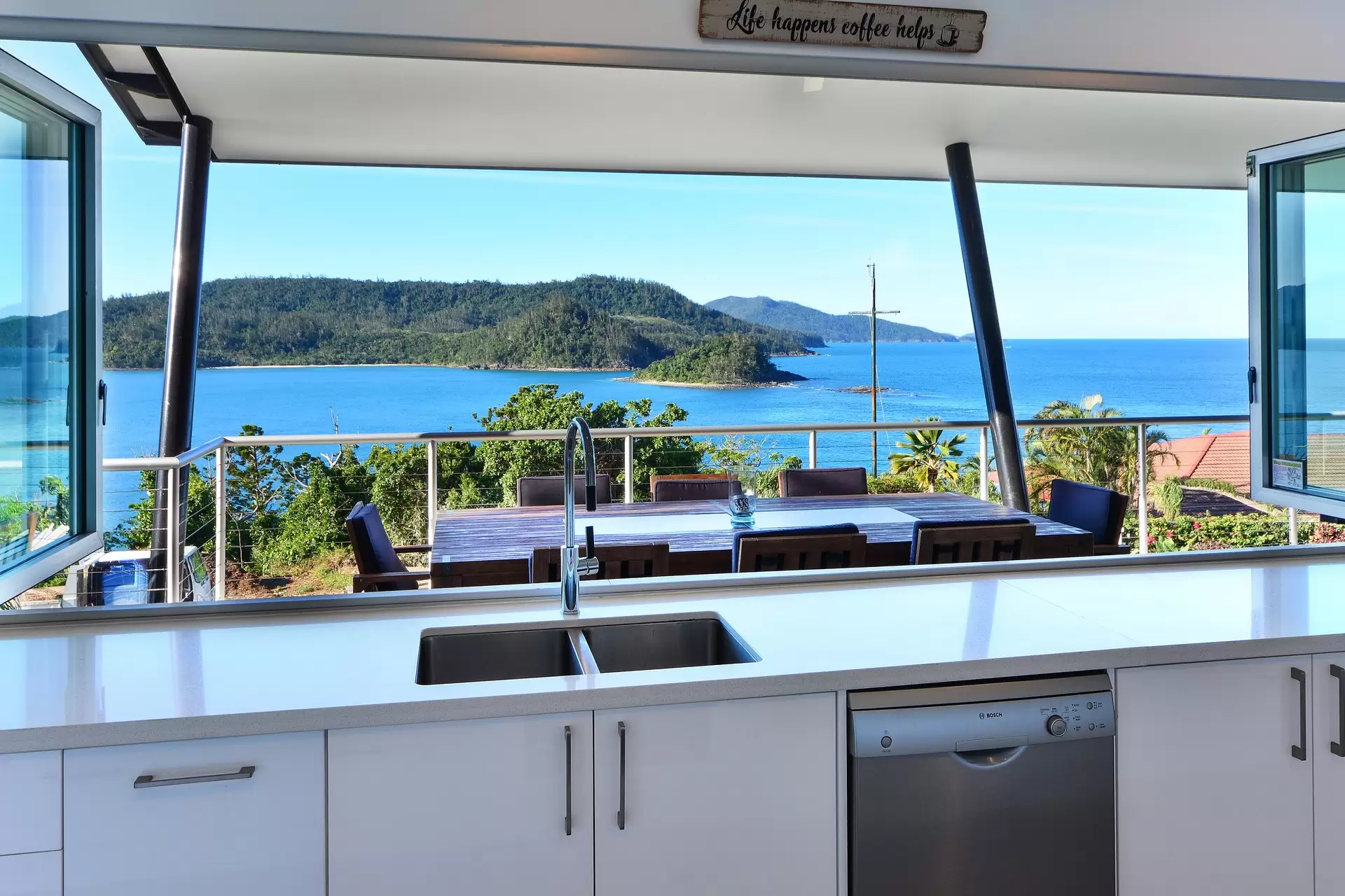 4/18 Whitsunday Boulevard, Hamilton Island Sold by  - image 1