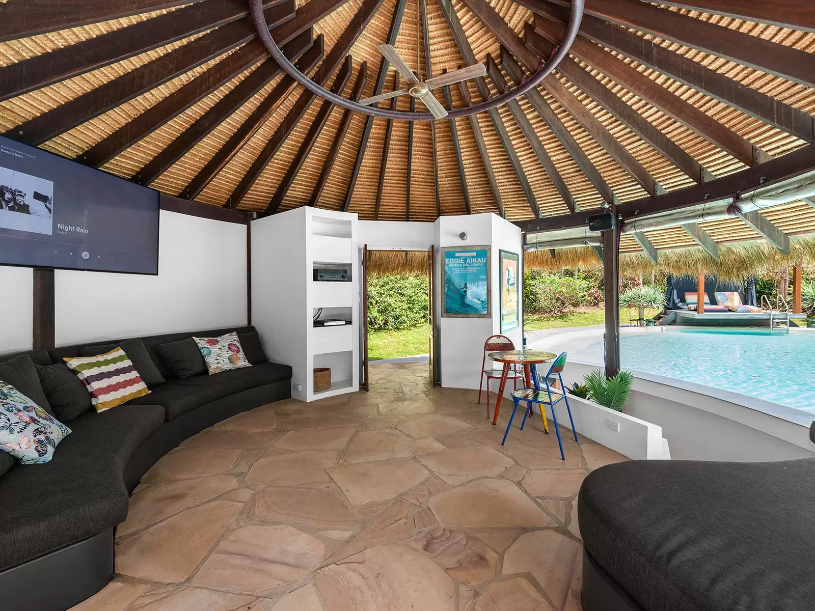 154 Formosa Road, Gumdale Sold by Queensland Sotheby's International Realty - image 1