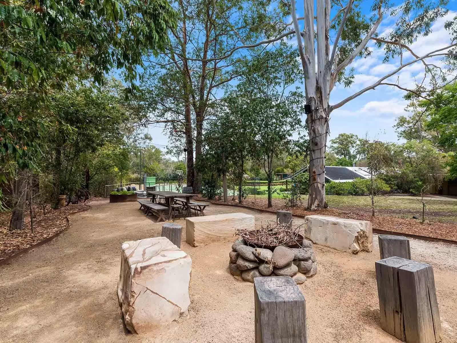 154 Formosa Road, Gumdale Sold by Queensland Sotheby's International Realty - image 1