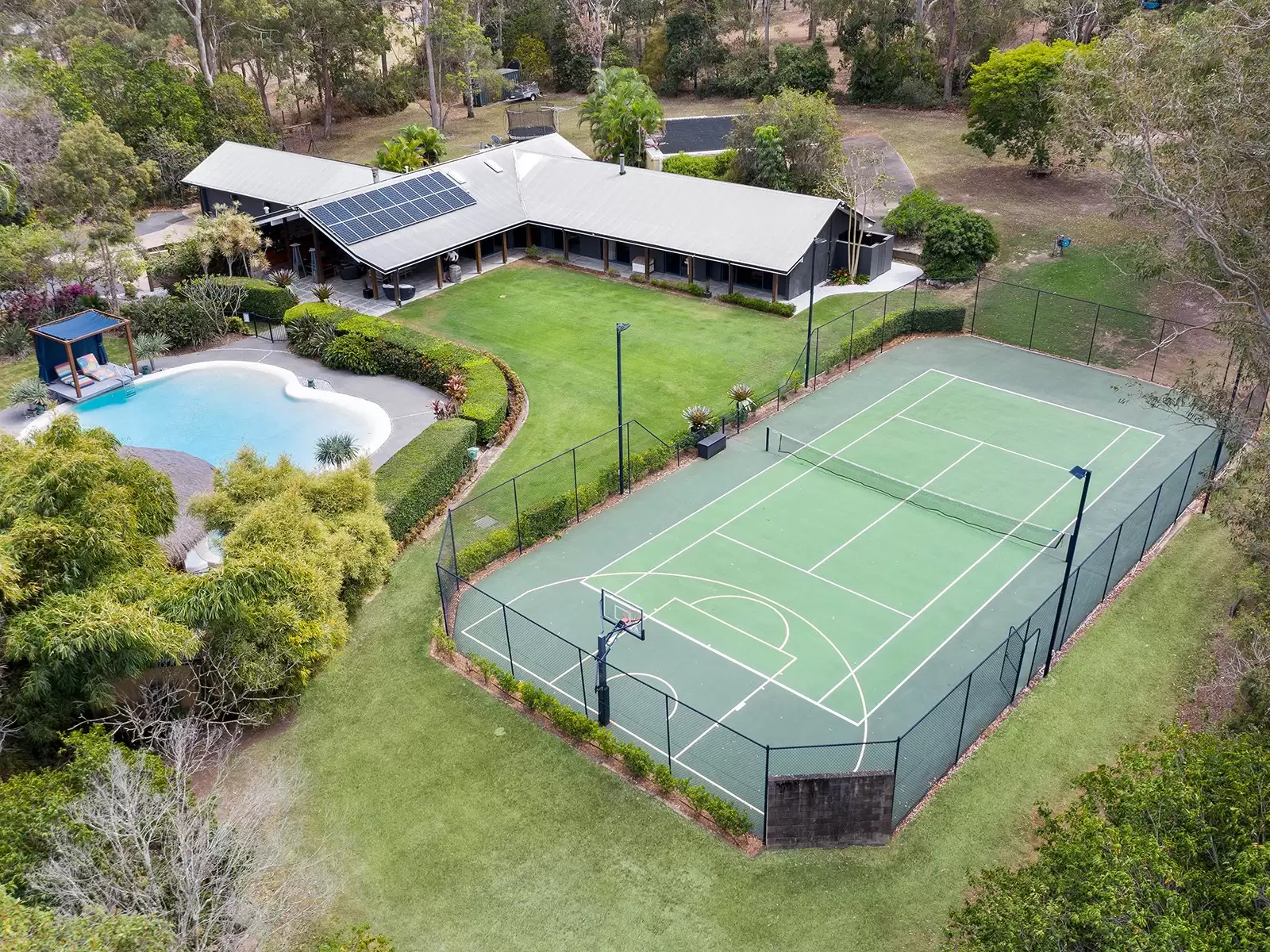 154 Formosa Road, Gumdale Sold by  - image 1
