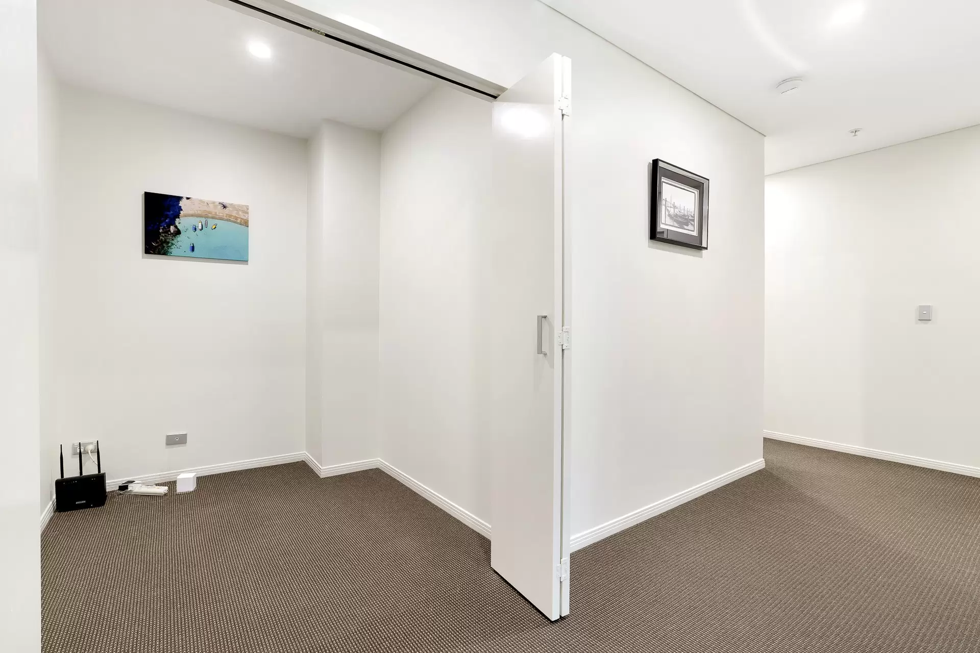 405/4 Como Crescent, Southport Sold by  - image 1