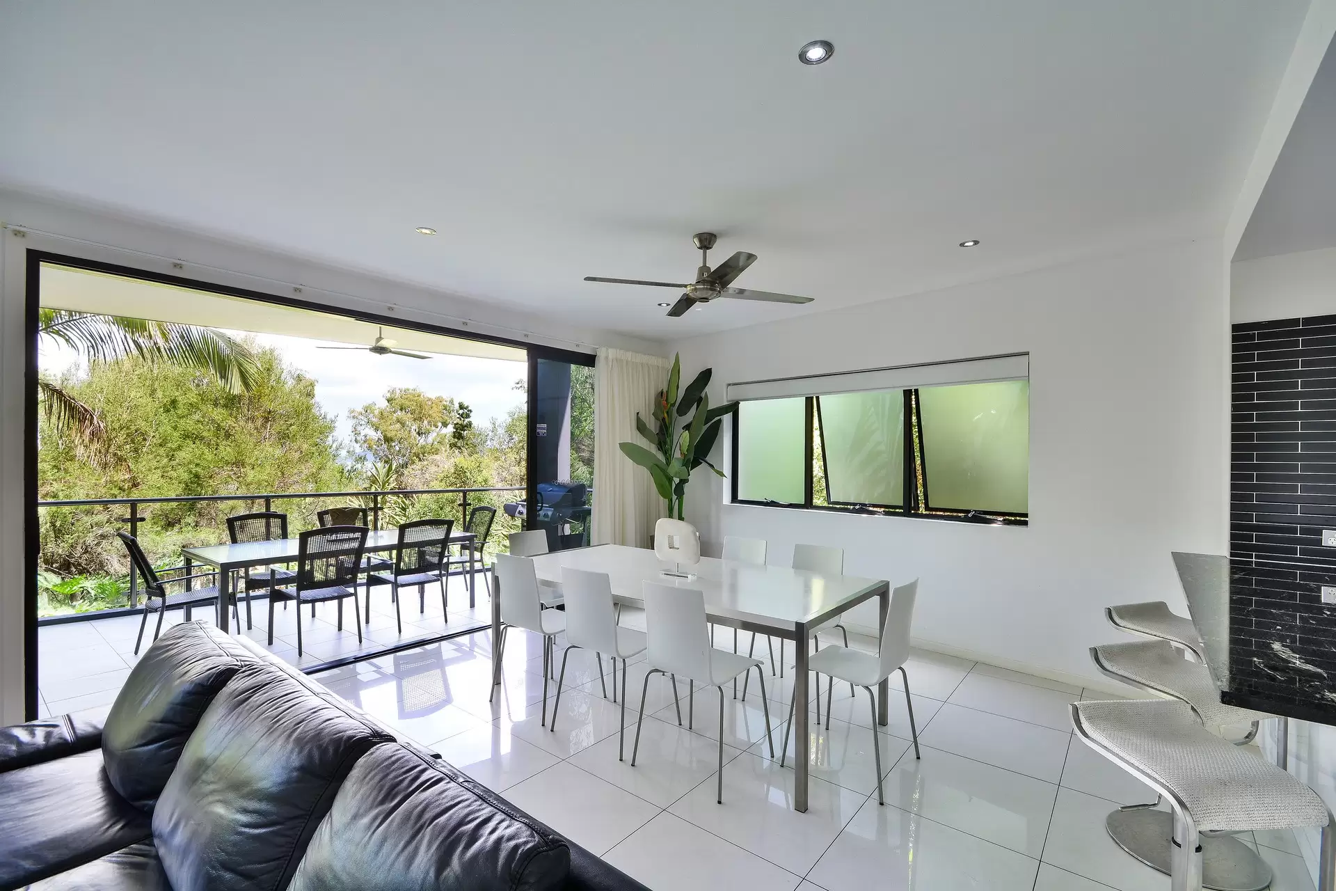 1 Banksia Court, Hamilton Island Sold by Queensland Sotheby's International Realty - image 1