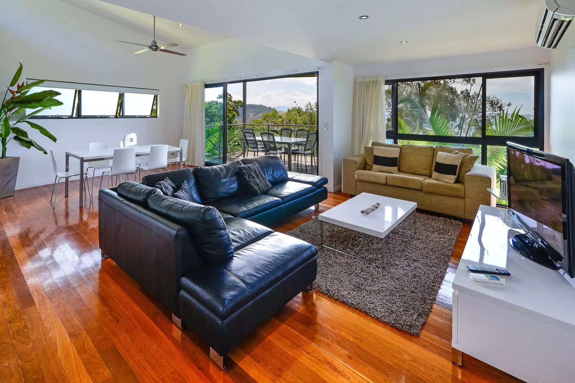 1 Banksia Court, Hamilton Island Sold by Queensland Sotheby's International Realty - image 1
