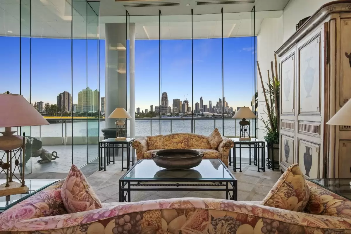 C7-3/75 Brighton Parade, Southport Sold by Queensland Sotheby's International Realty - image 1