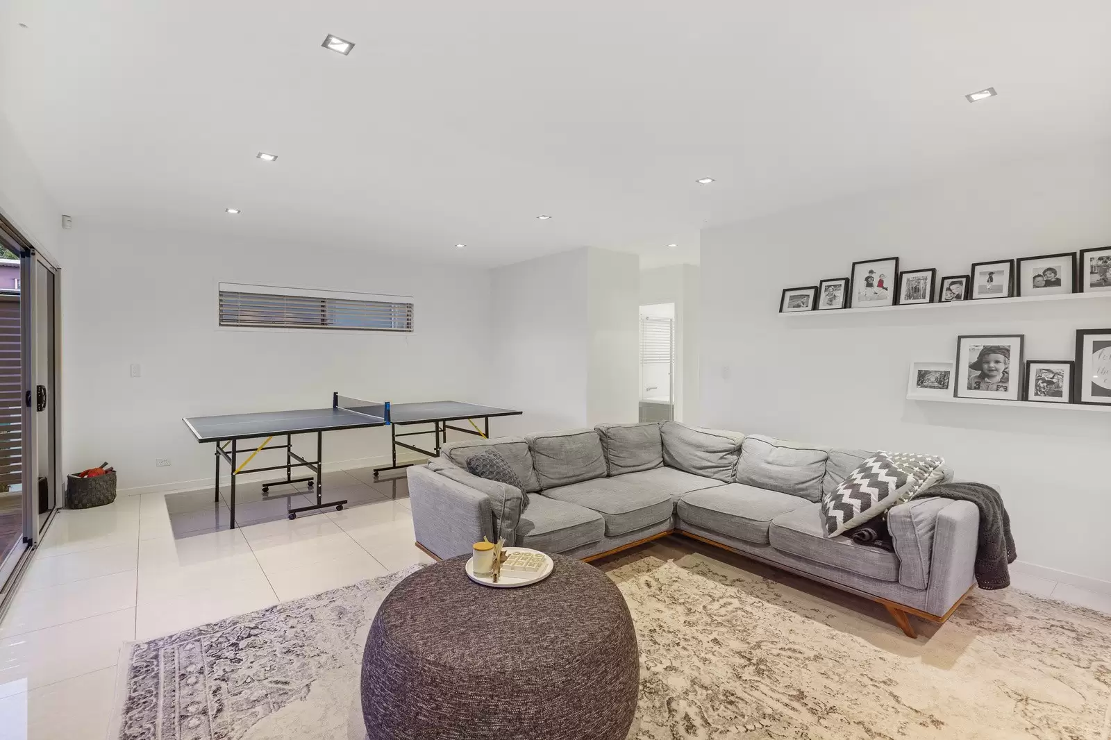 5 George Street, Ormiston Sold by Queensland Sotheby's International Realty - image 1