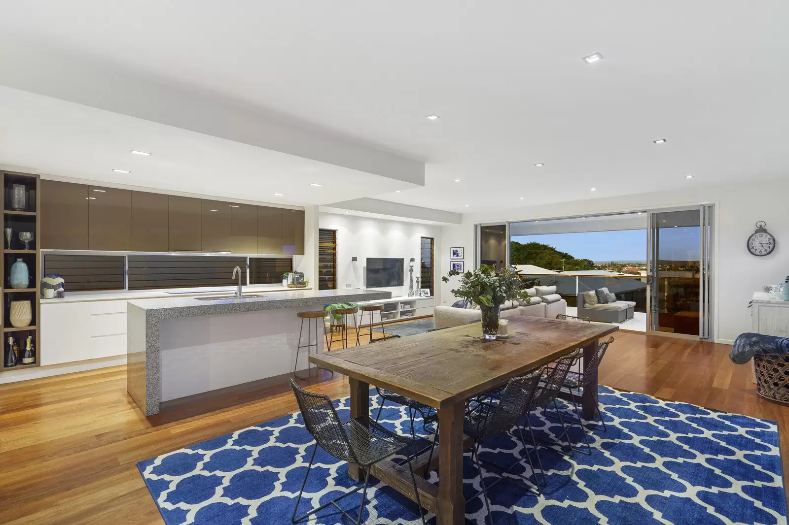5 George Street, Ormiston Sold by  - image 1