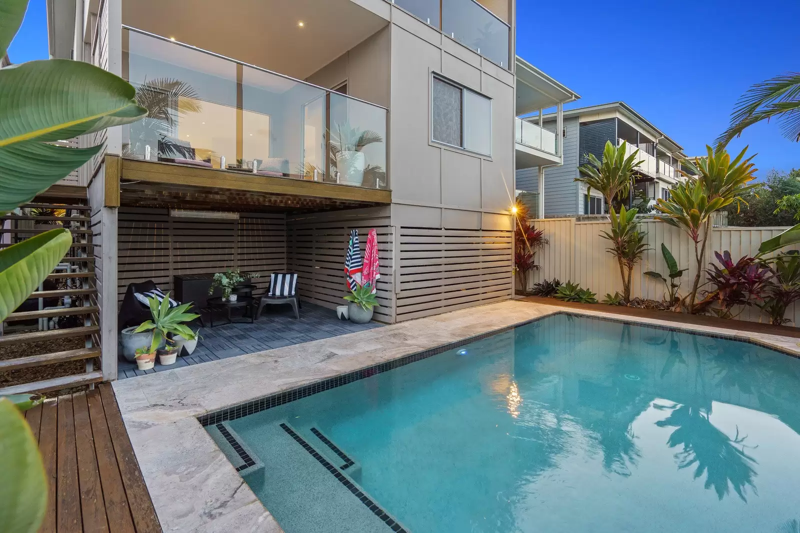 5 George Street, Ormiston Sold by Queensland Sotheby's International Realty - image 1