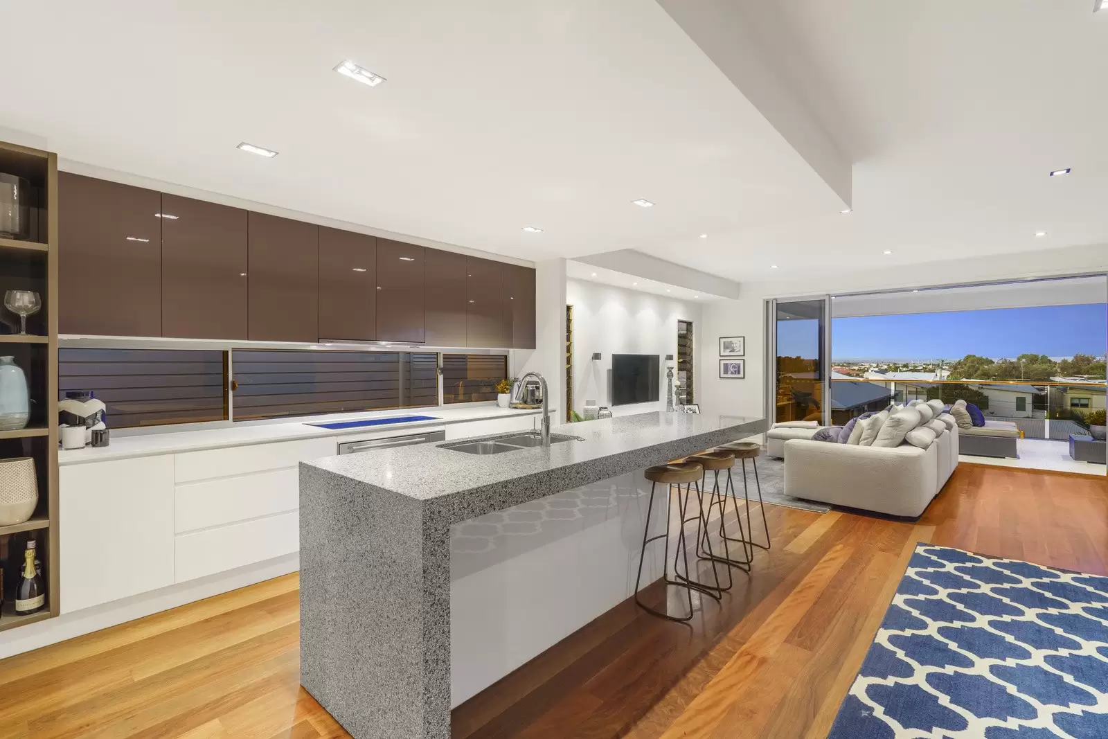 5 George Street, Ormiston Sold by  - image 1