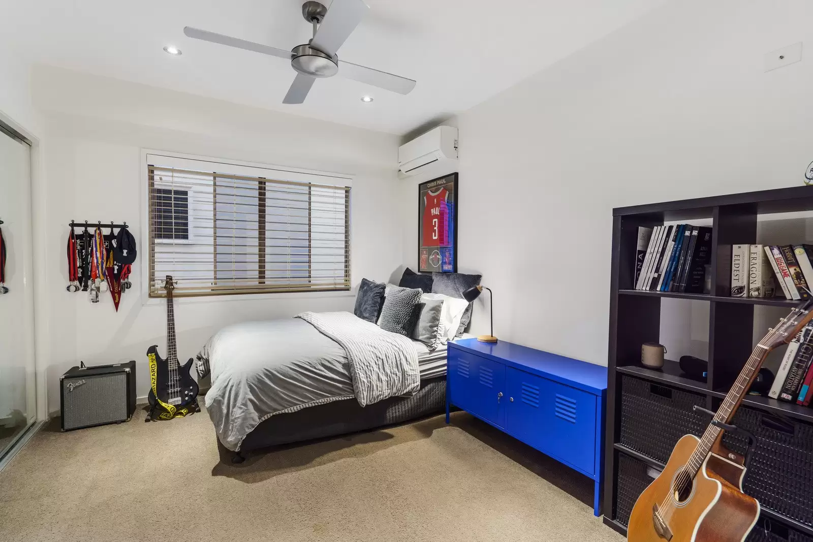 5 George Street, Ormiston Sold by Queensland Sotheby's International Realty - image 1
