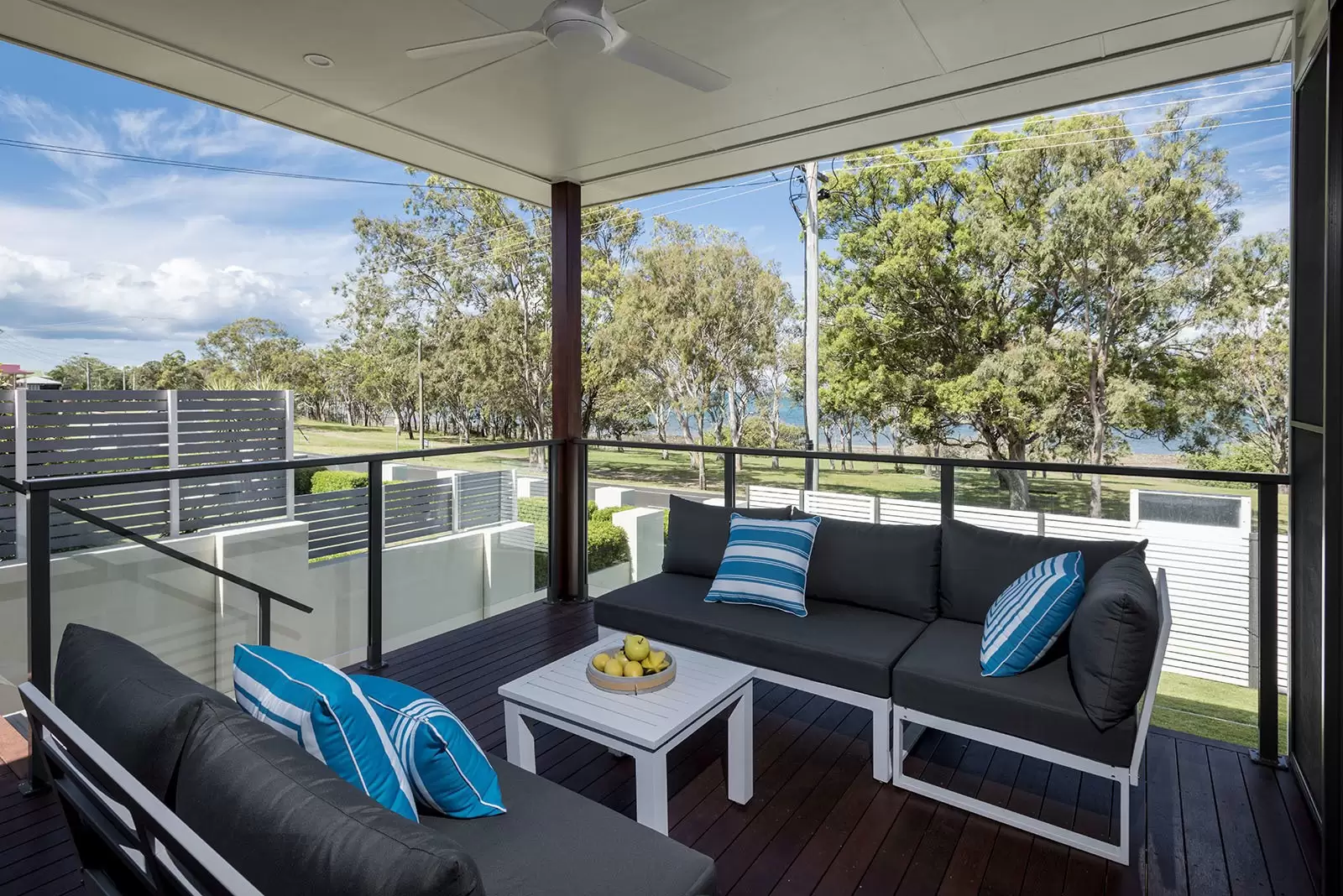 138 Esplanade, Point Vernon Sold by Queensland Sotheby's International Realty - image 1