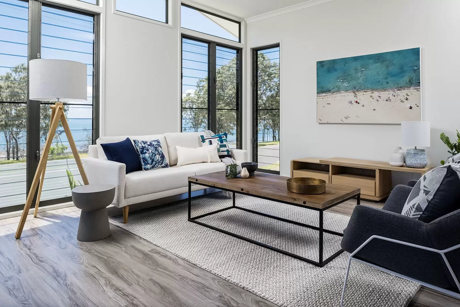 138 Esplanade, Point Vernon Sold by Queensland Sotheby's International Realty - image 1