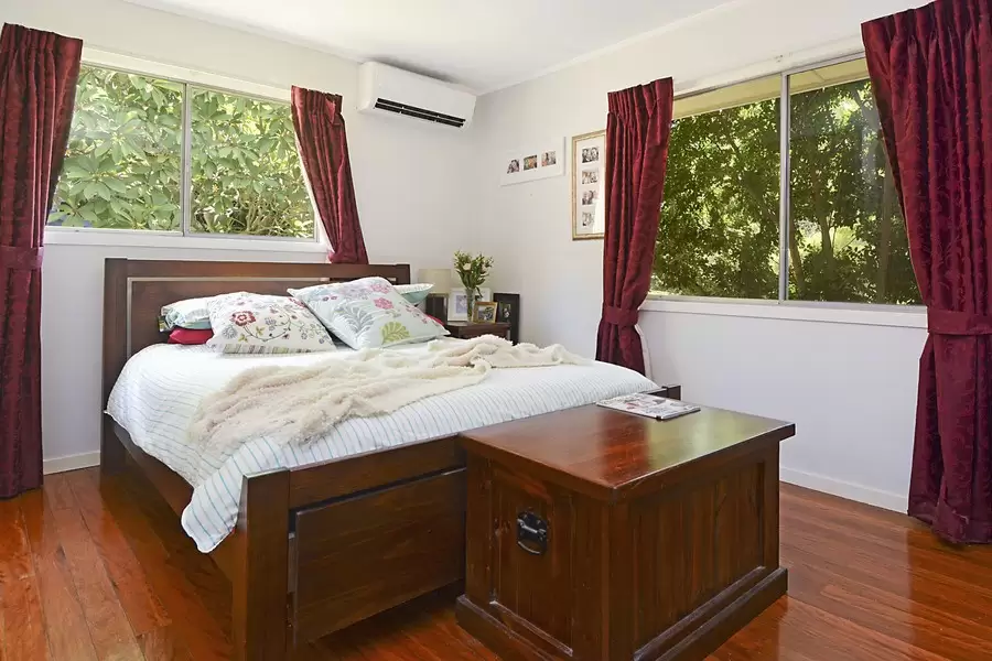 66 Carmel Street, Bardon Sold by  - image 1