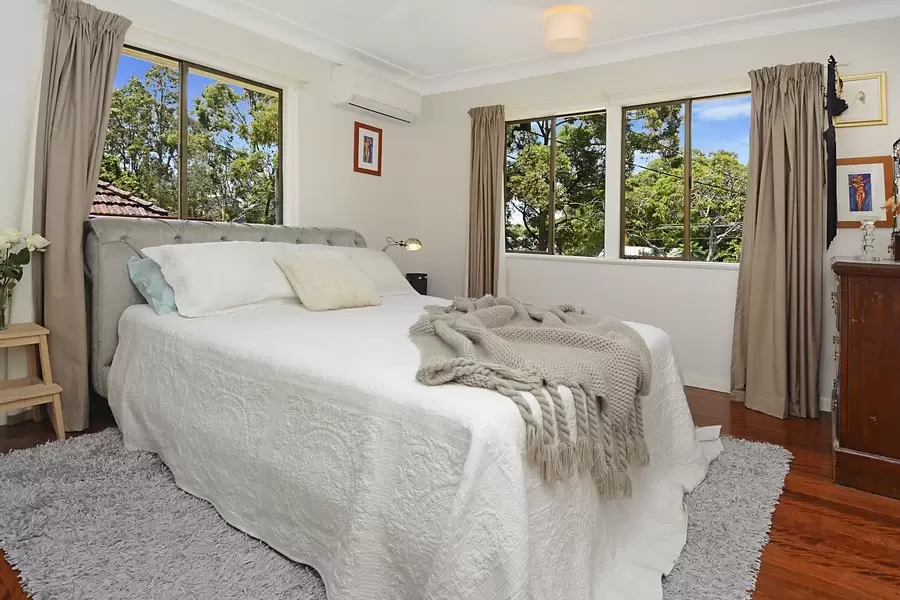 66 Carmel Street, Bardon Sold by  - image 1