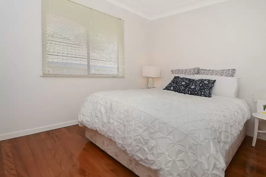 66 Carmel Street, Bardon Sold by  - image 1