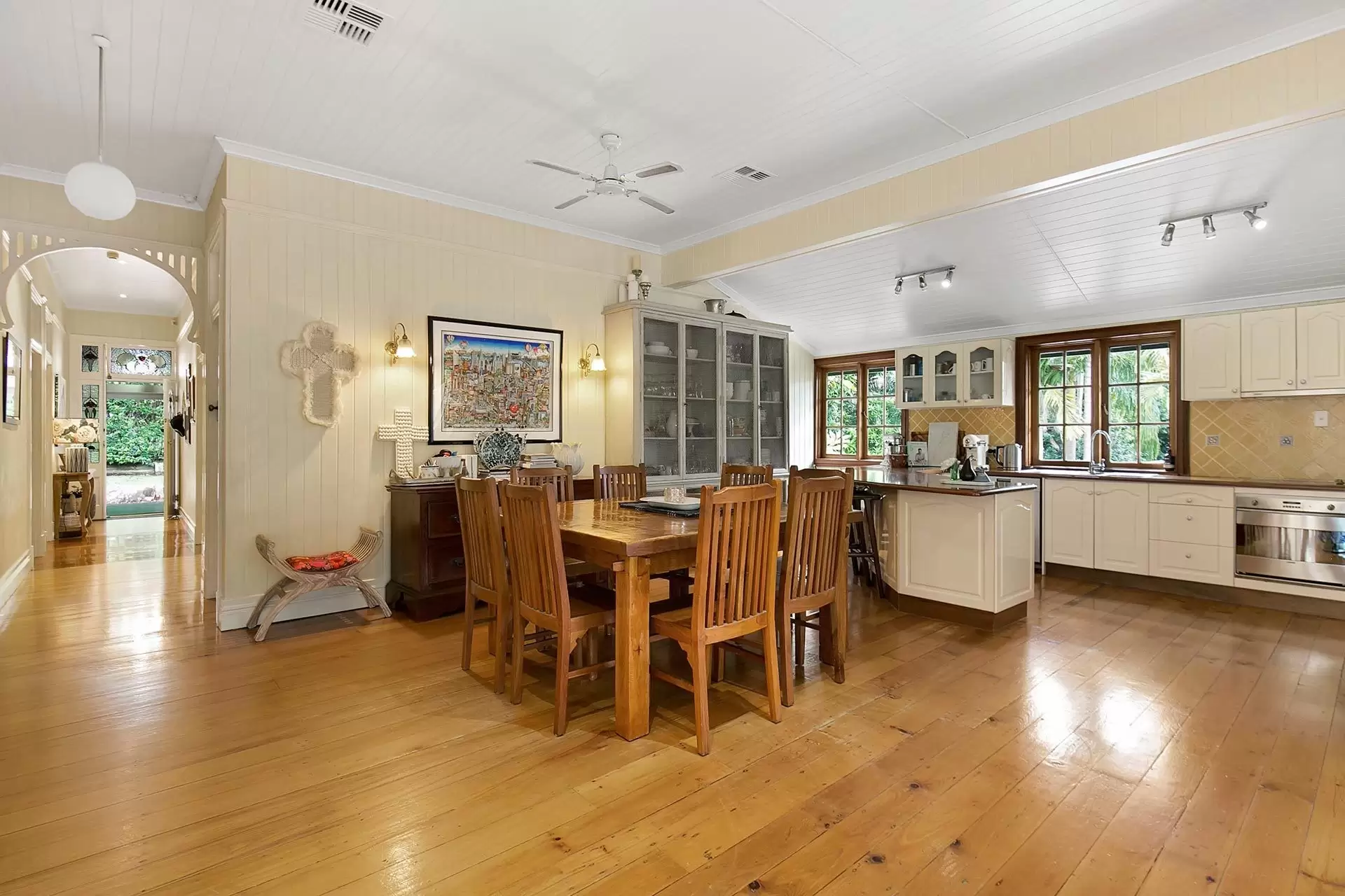 67 Laurel Avenue, Chelmer Sold by Queensland Sotheby's International Realty - image 1