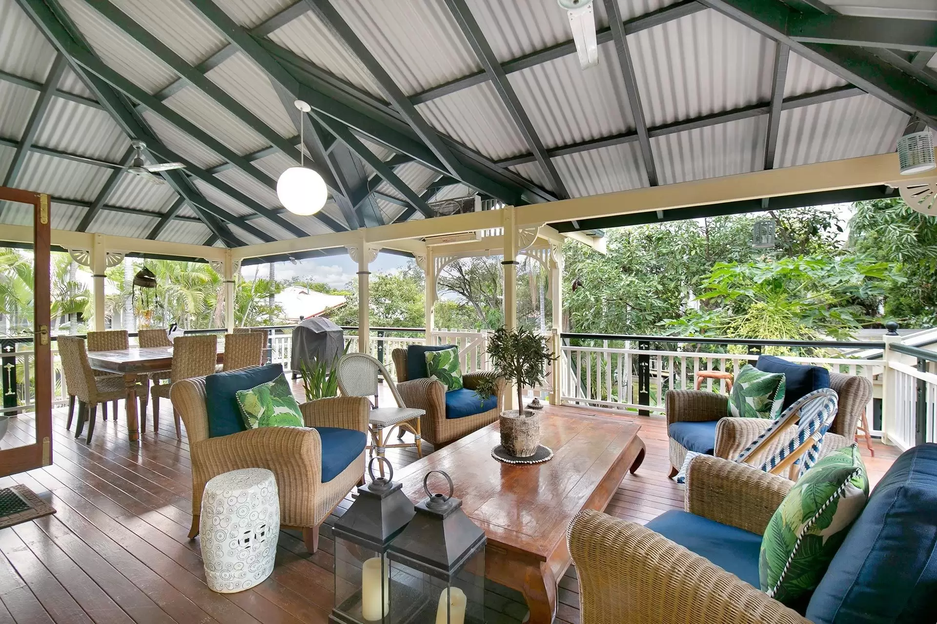 67 Laurel Avenue, Chelmer Sold by Queensland Sotheby's International Realty - image 1