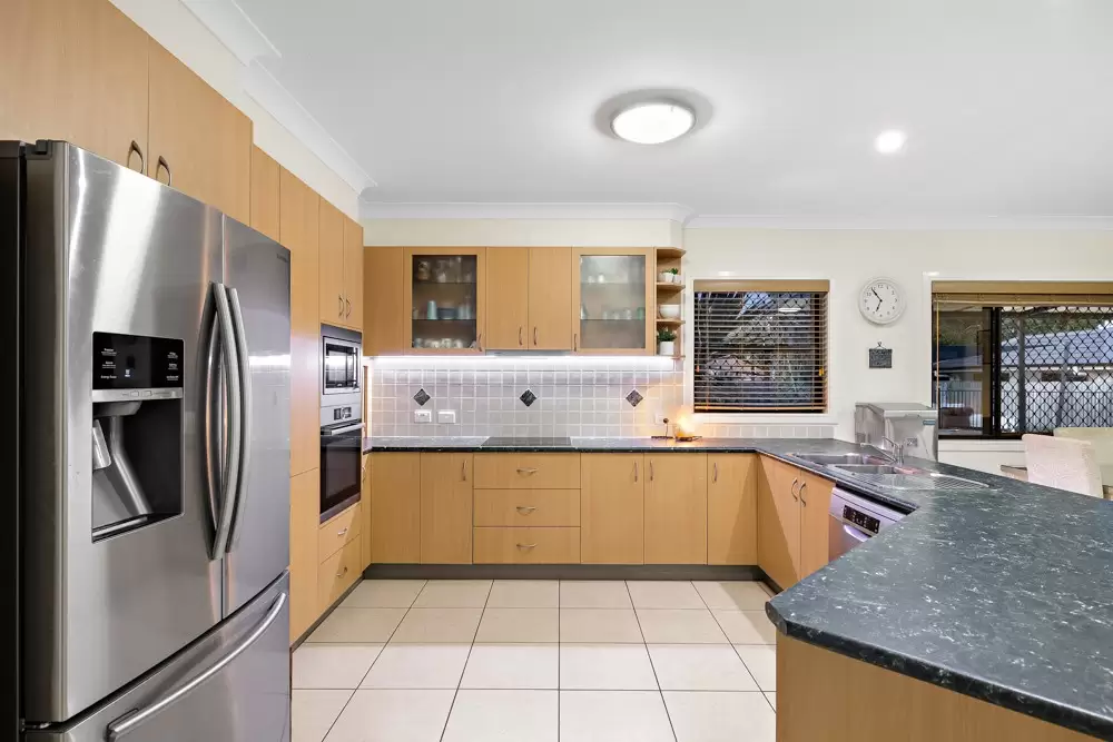 18 Moreton View Crescent, Thornlands Sold by  - image 1