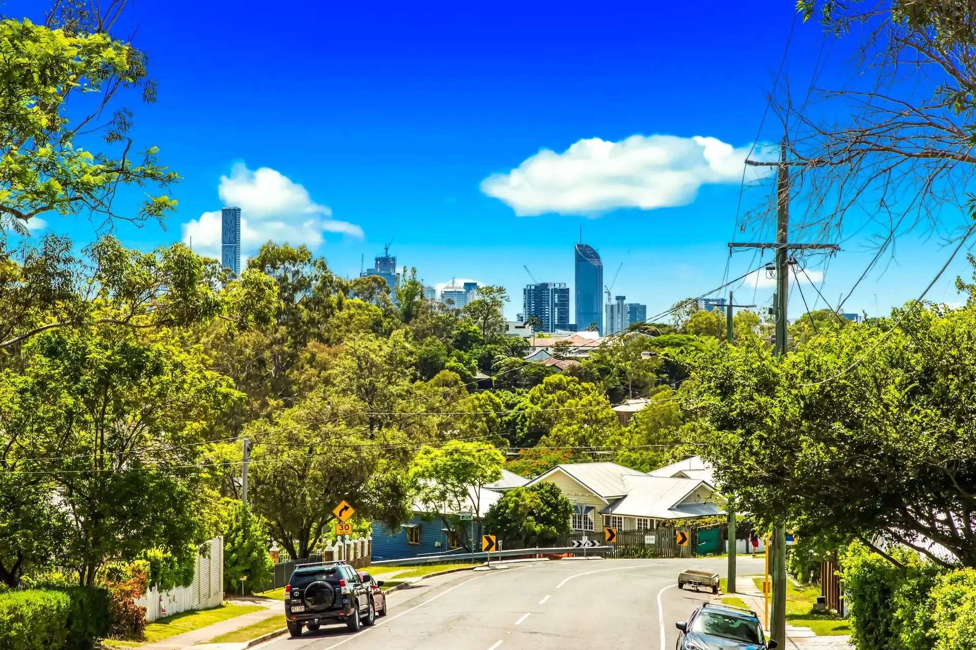 39 Boundary Road, Bardon Sold by  - image 1