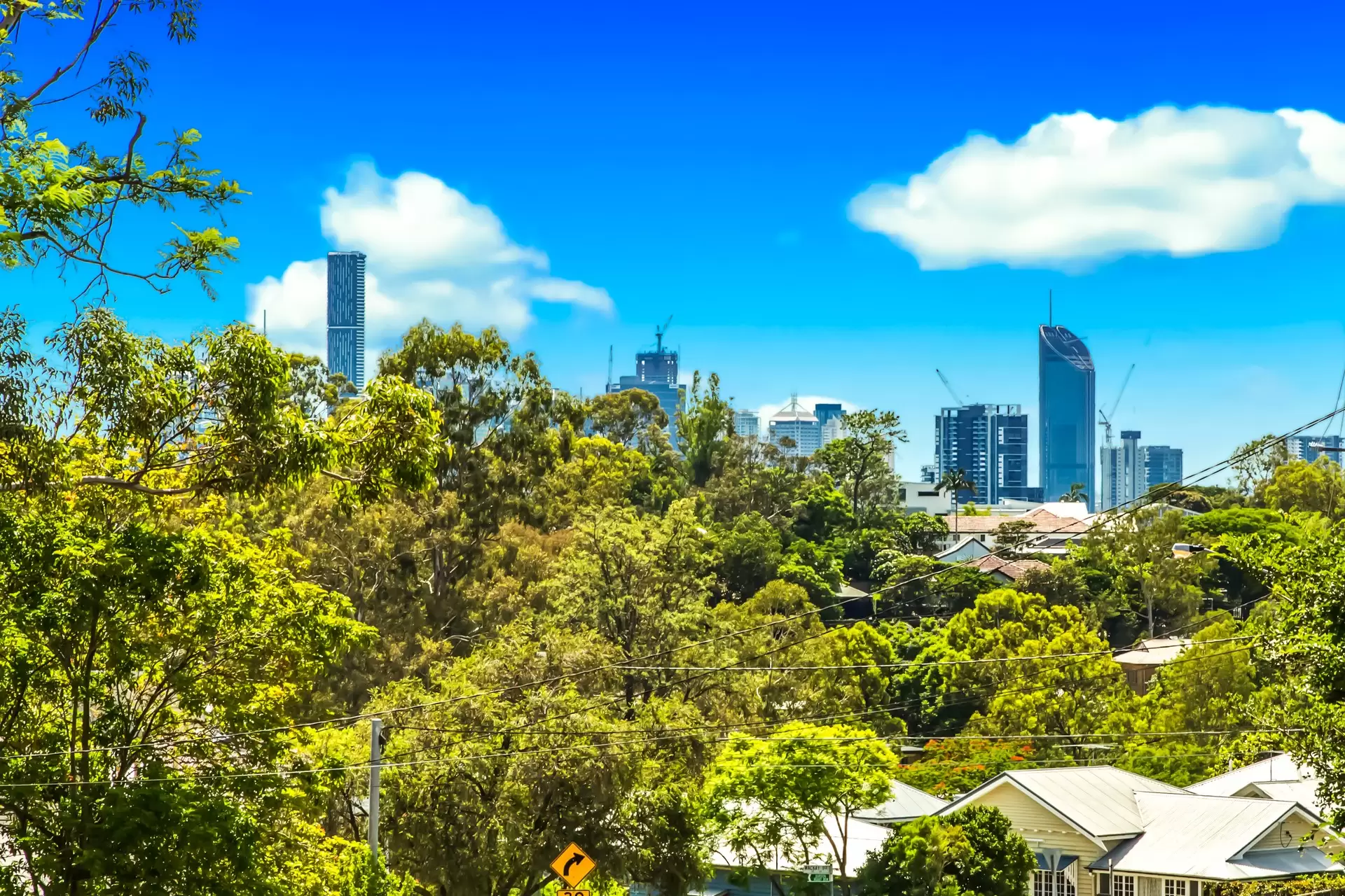 39 Boundary Road, Bardon Sold by  - image 1