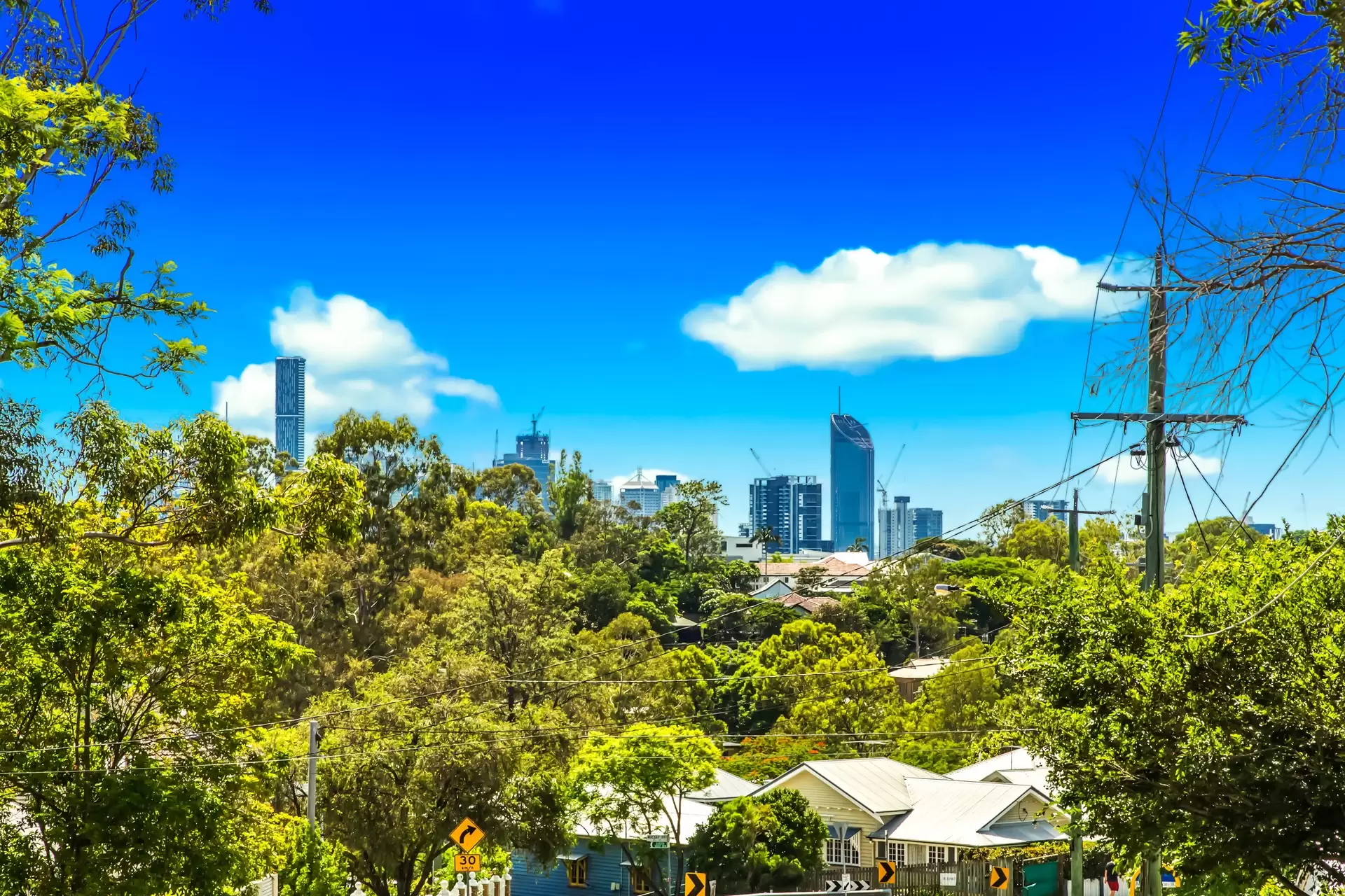 39 Boundary Road, Bardon Sold by  - image 1