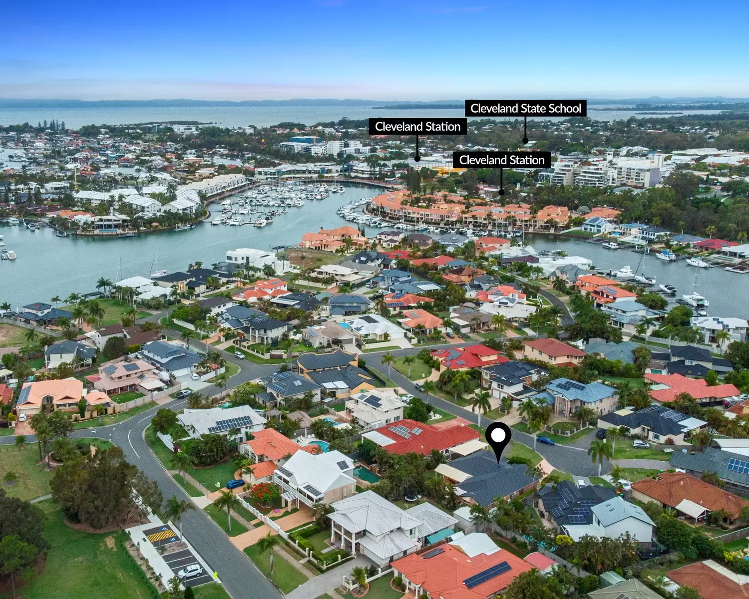 4 Sirocco Court, Ormiston Sold by Queensland Sotheby's International Realty - image 1