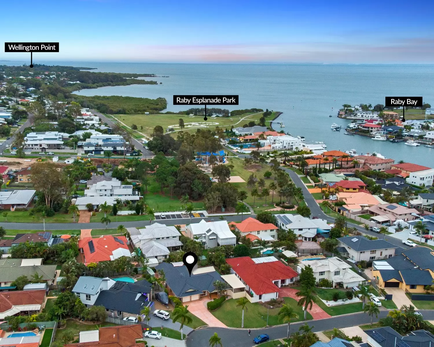 4 Sirocco Court, Ormiston Sold by Queensland Sotheby's International Realty - image 1