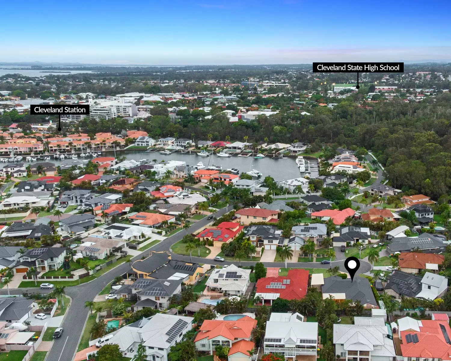 4 Sirocco Court, Ormiston Sold by Queensland Sotheby's International Realty - image 1