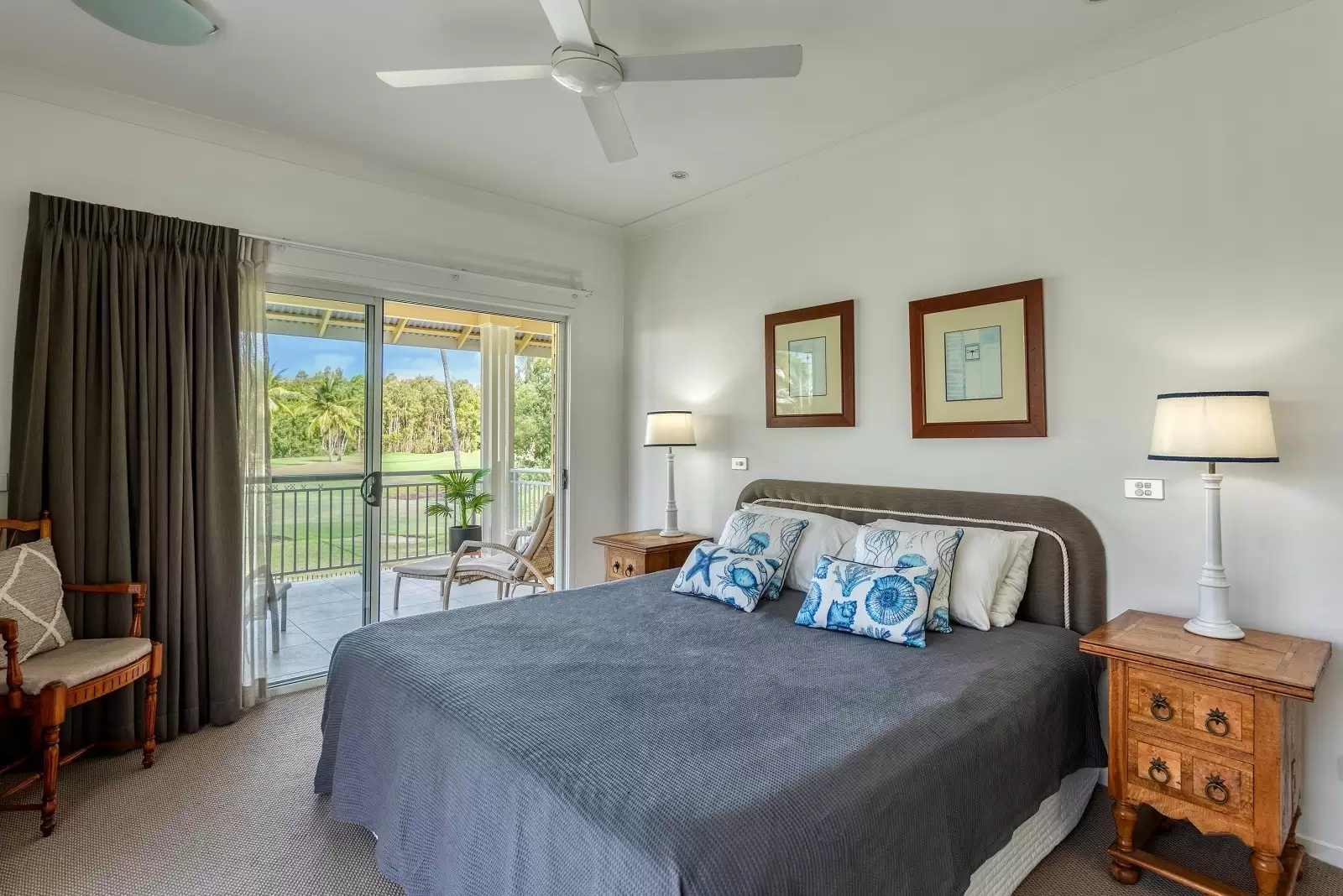 11/24-70 Nautilus Street, Port Douglas Sold by  - image 1
