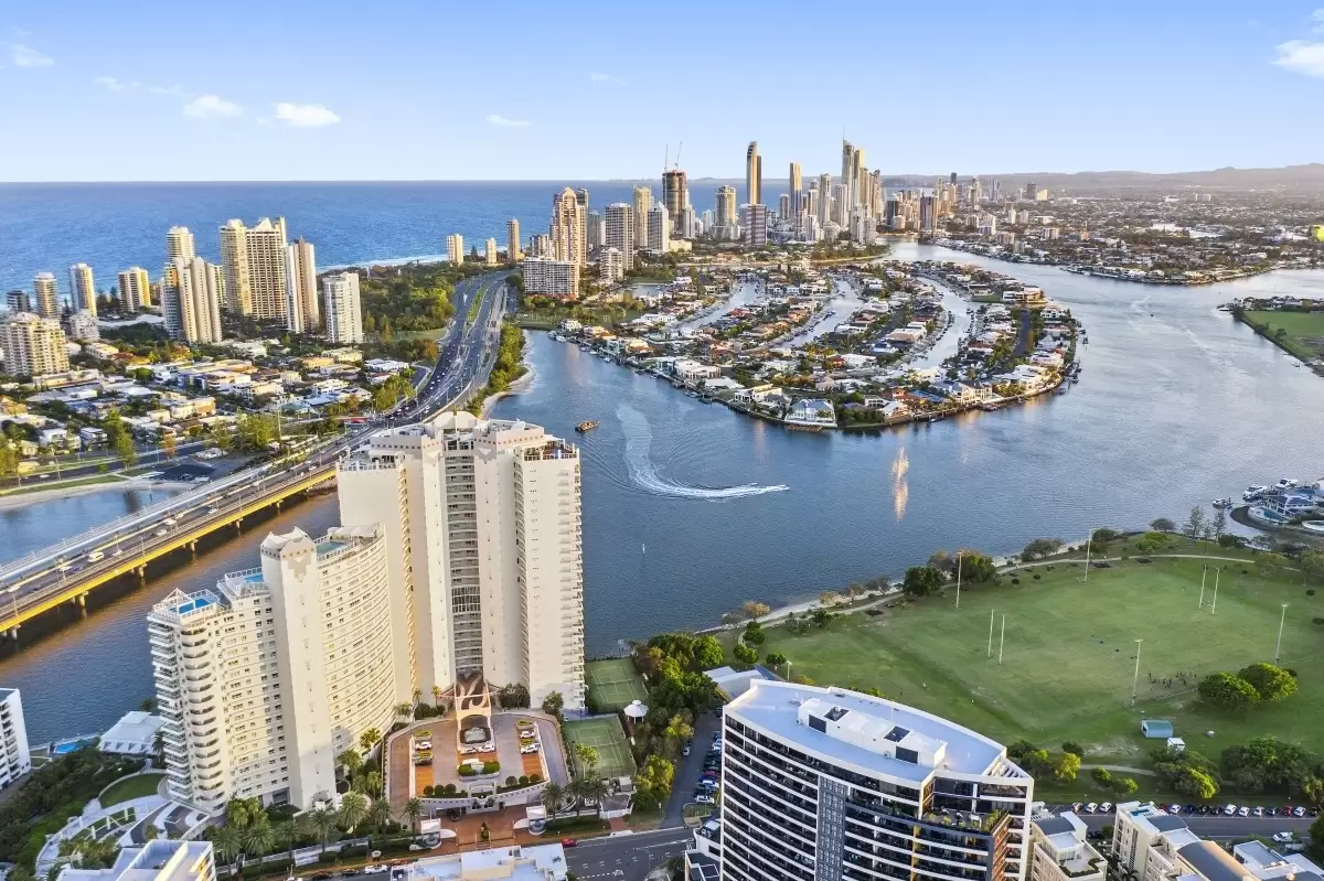 A17-2/75 Brighton Parade, Southport Sold by Queensland Sotheby's International Realty - image 1